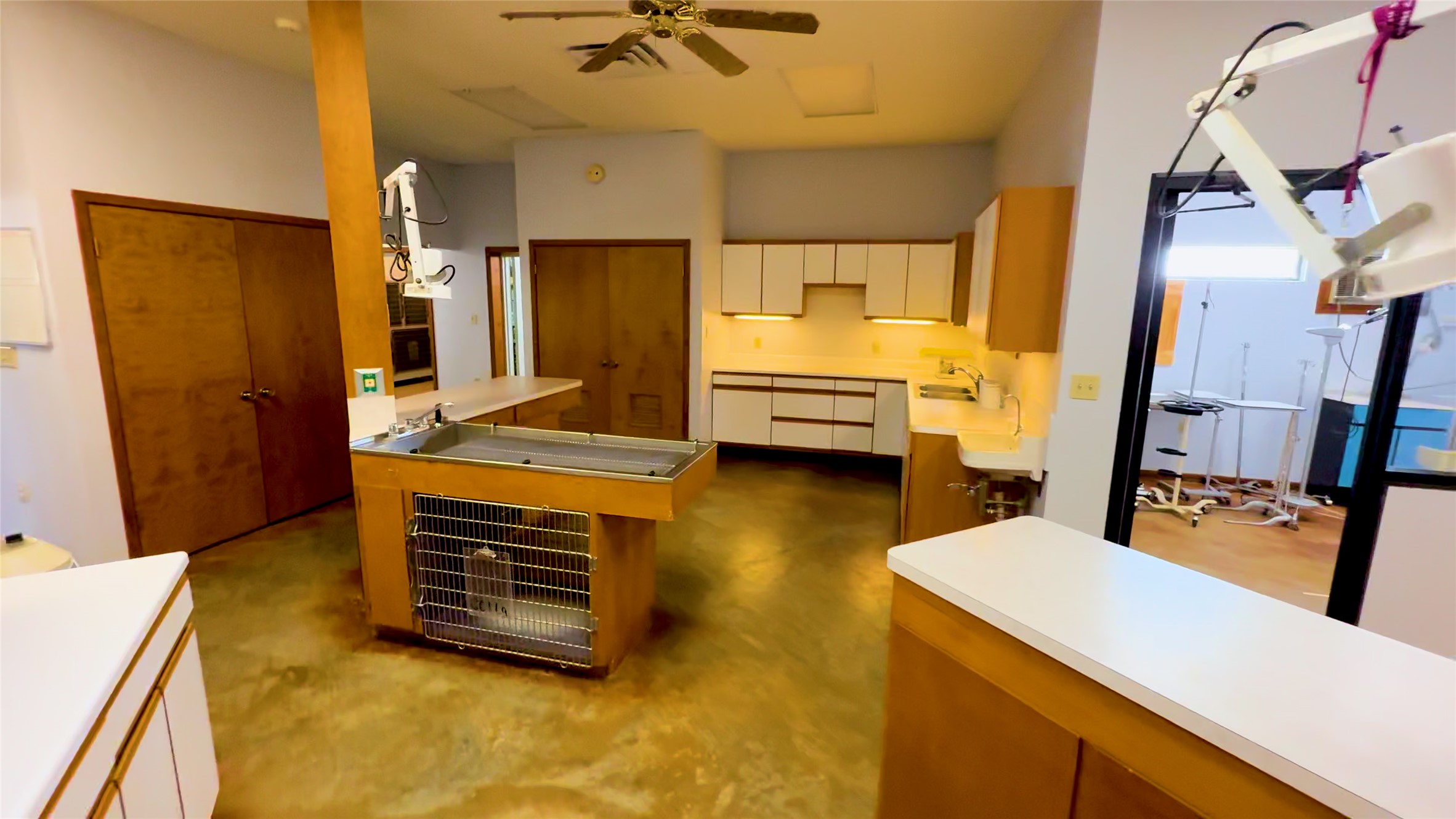 main property photo 19