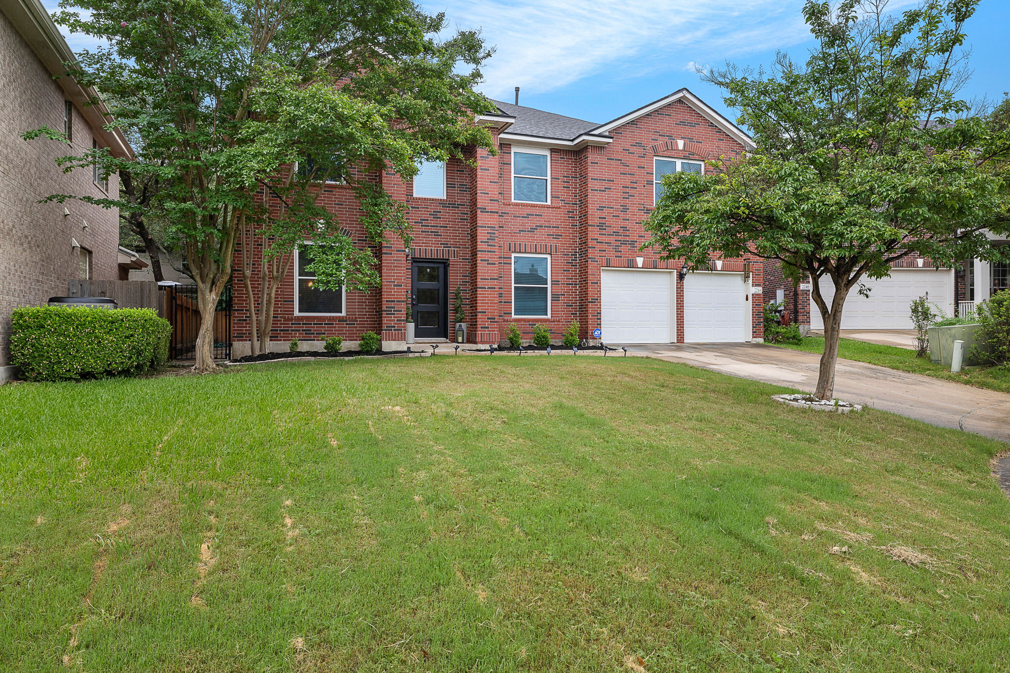 main property photo 36