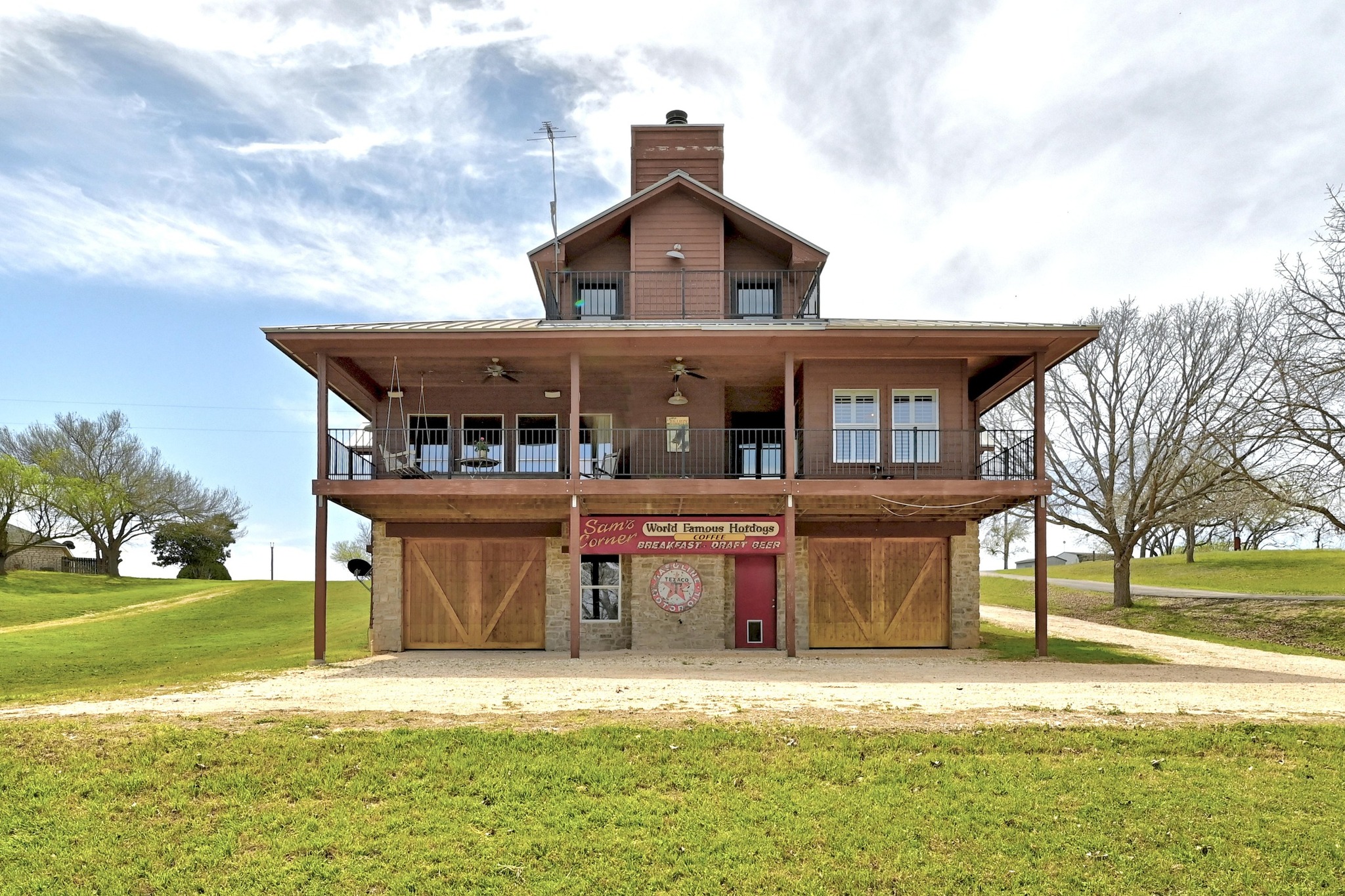 main property photo 3