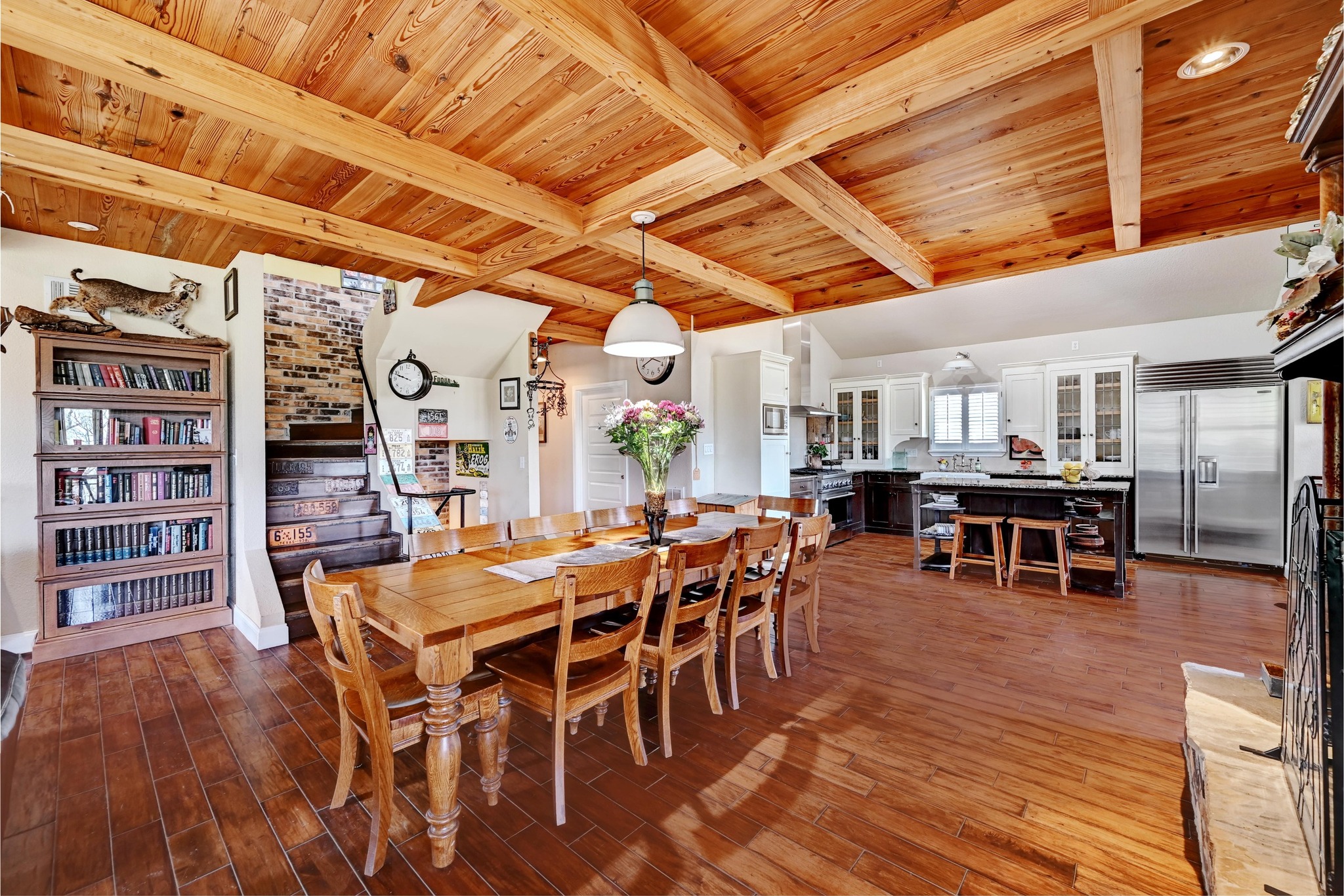 main property photo 7