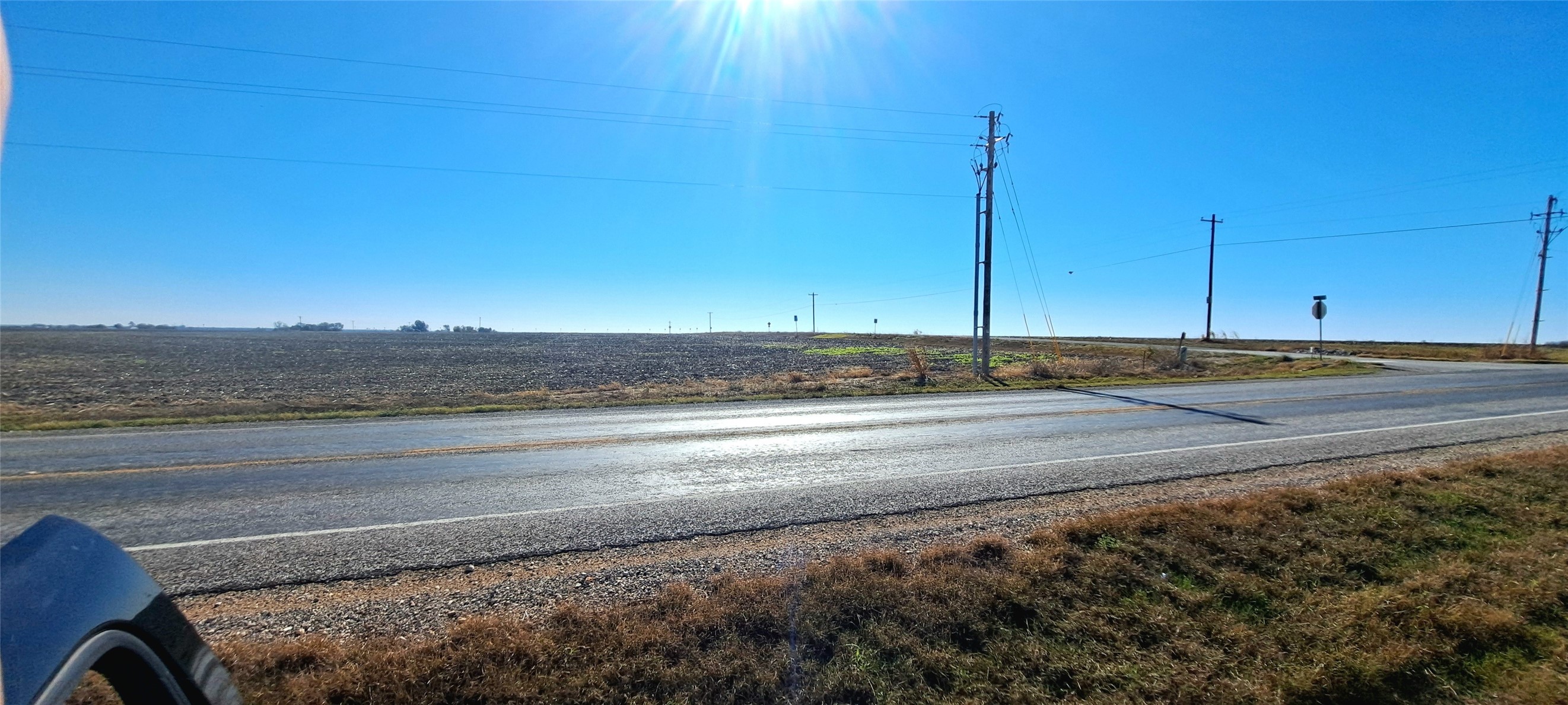 main property photo 3