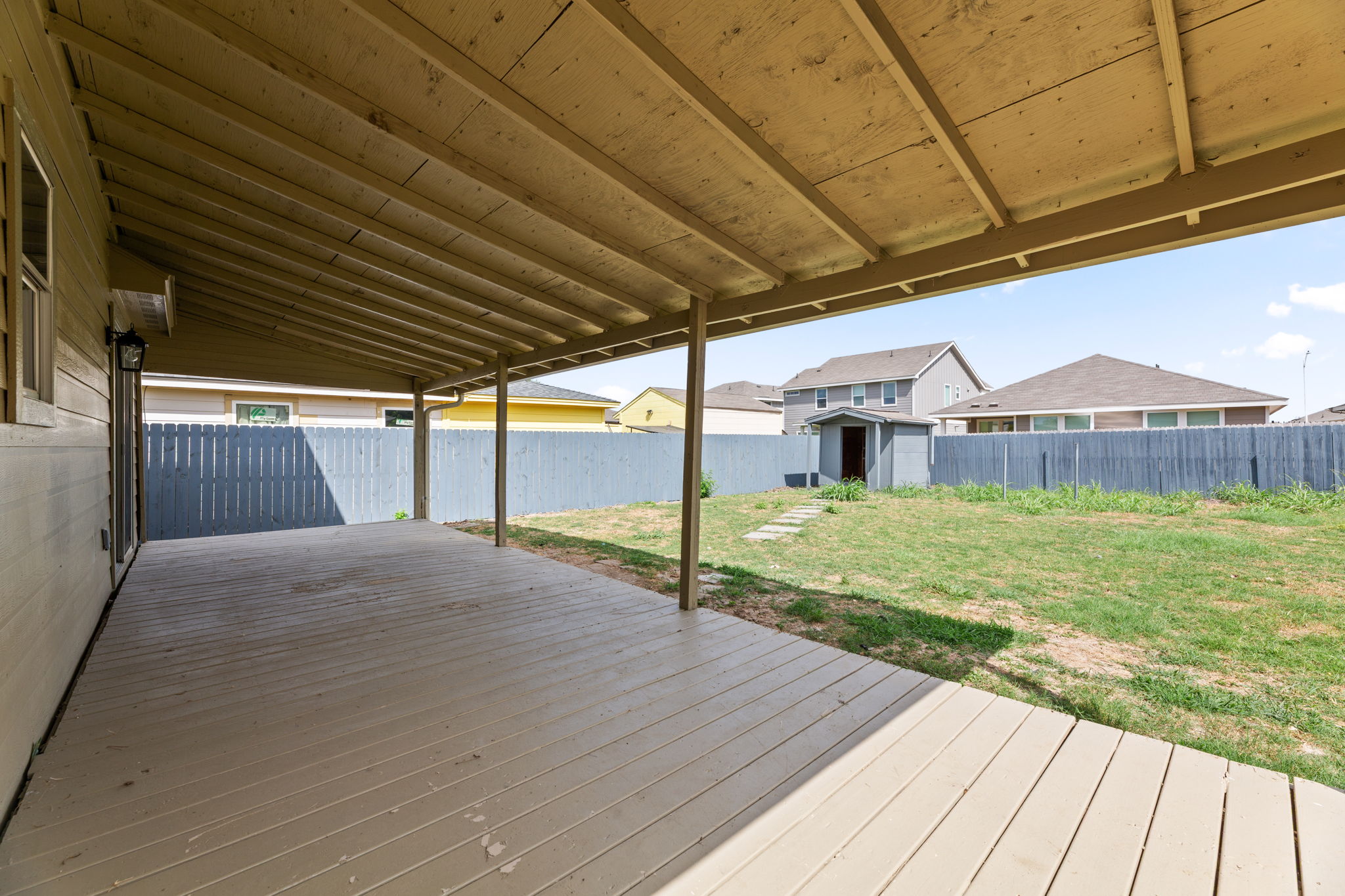 main property photo 29