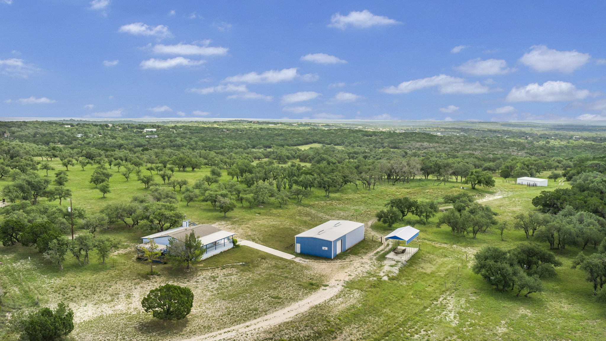 main property photo 17
