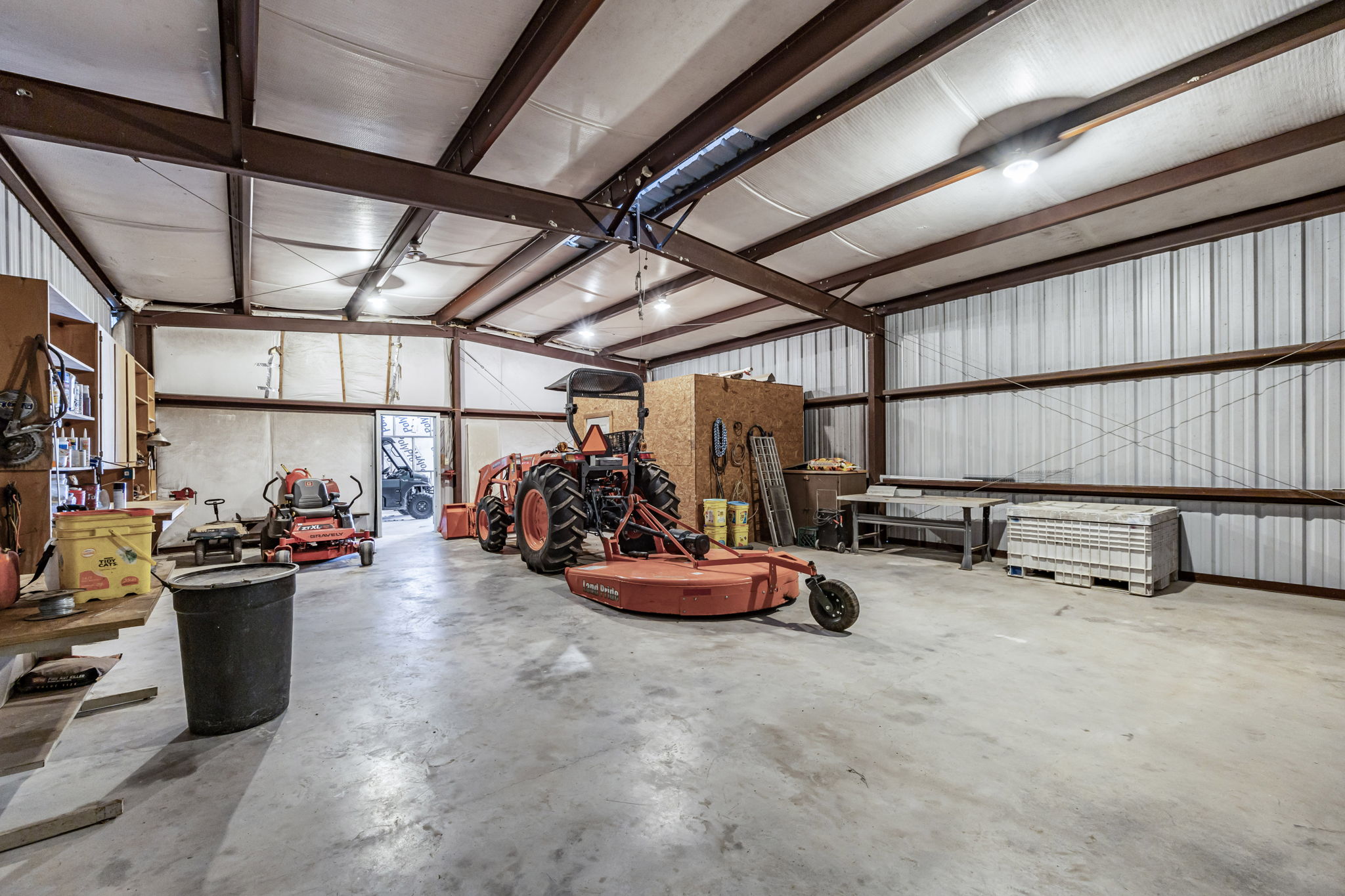 main property photo 26