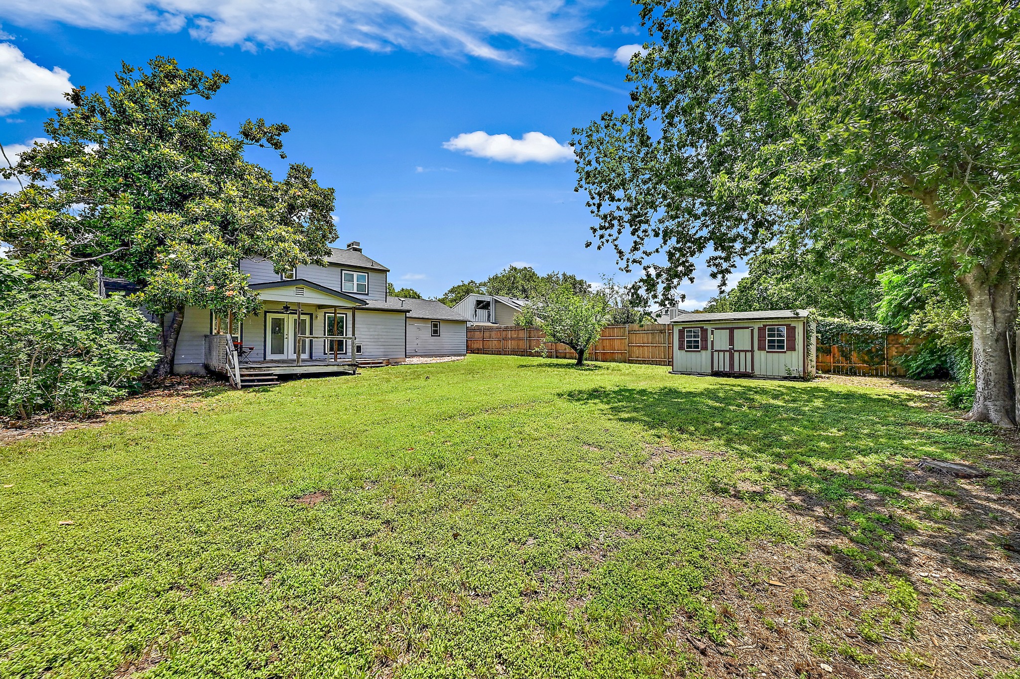 main property photo 34