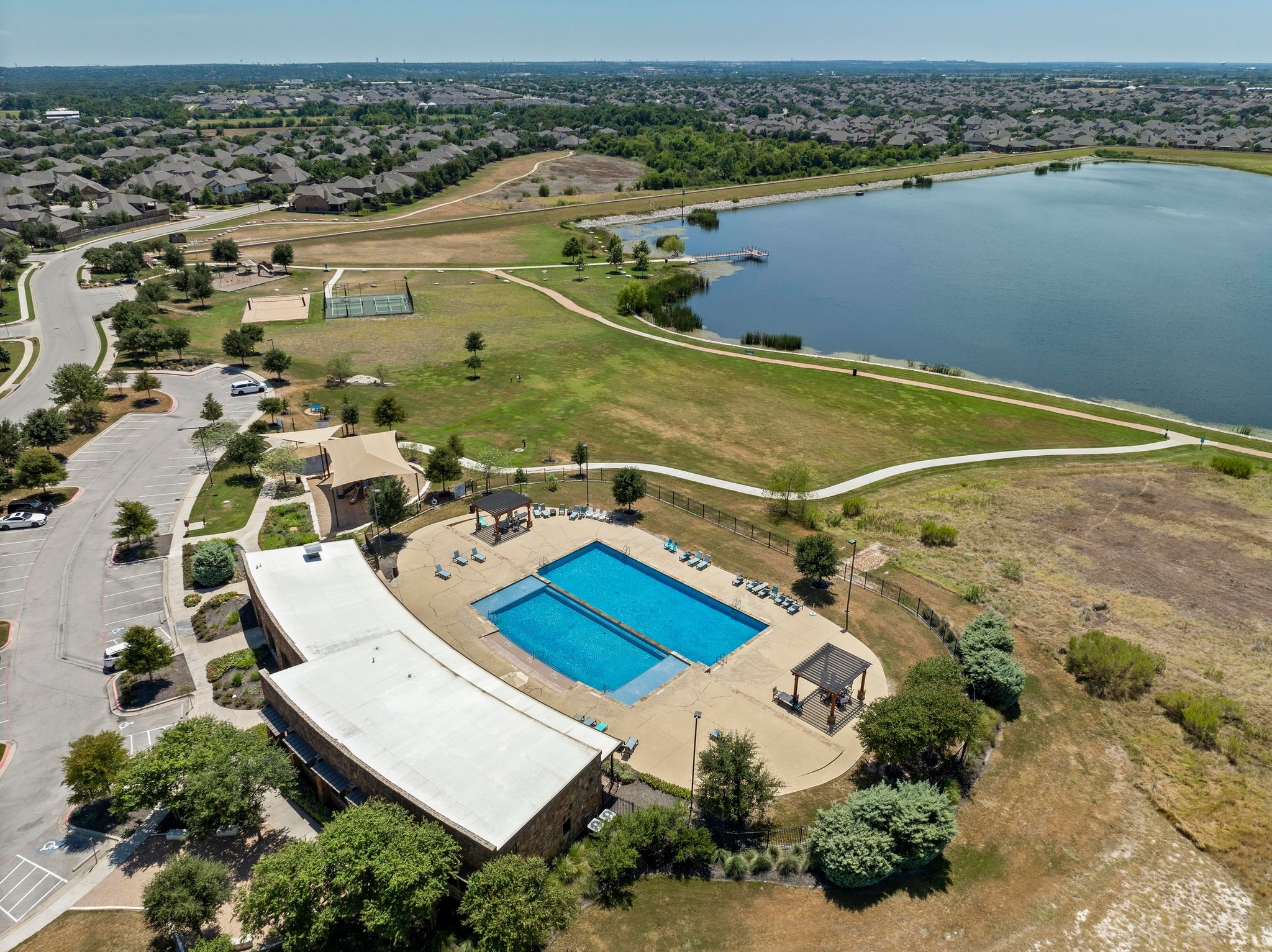 main property photo 39