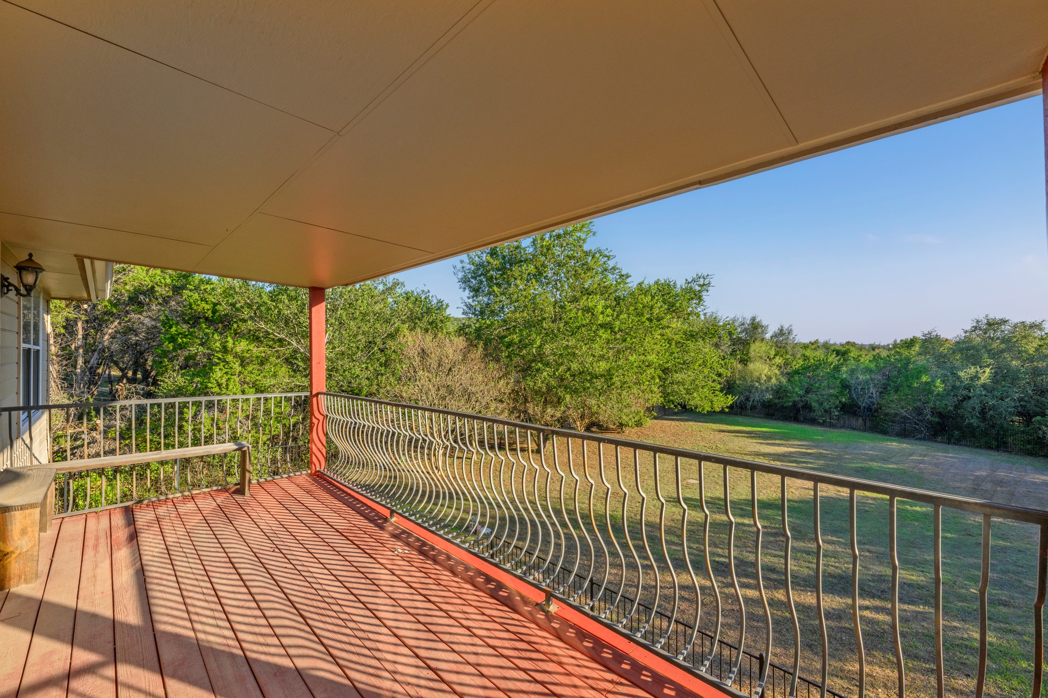 main property photo 18