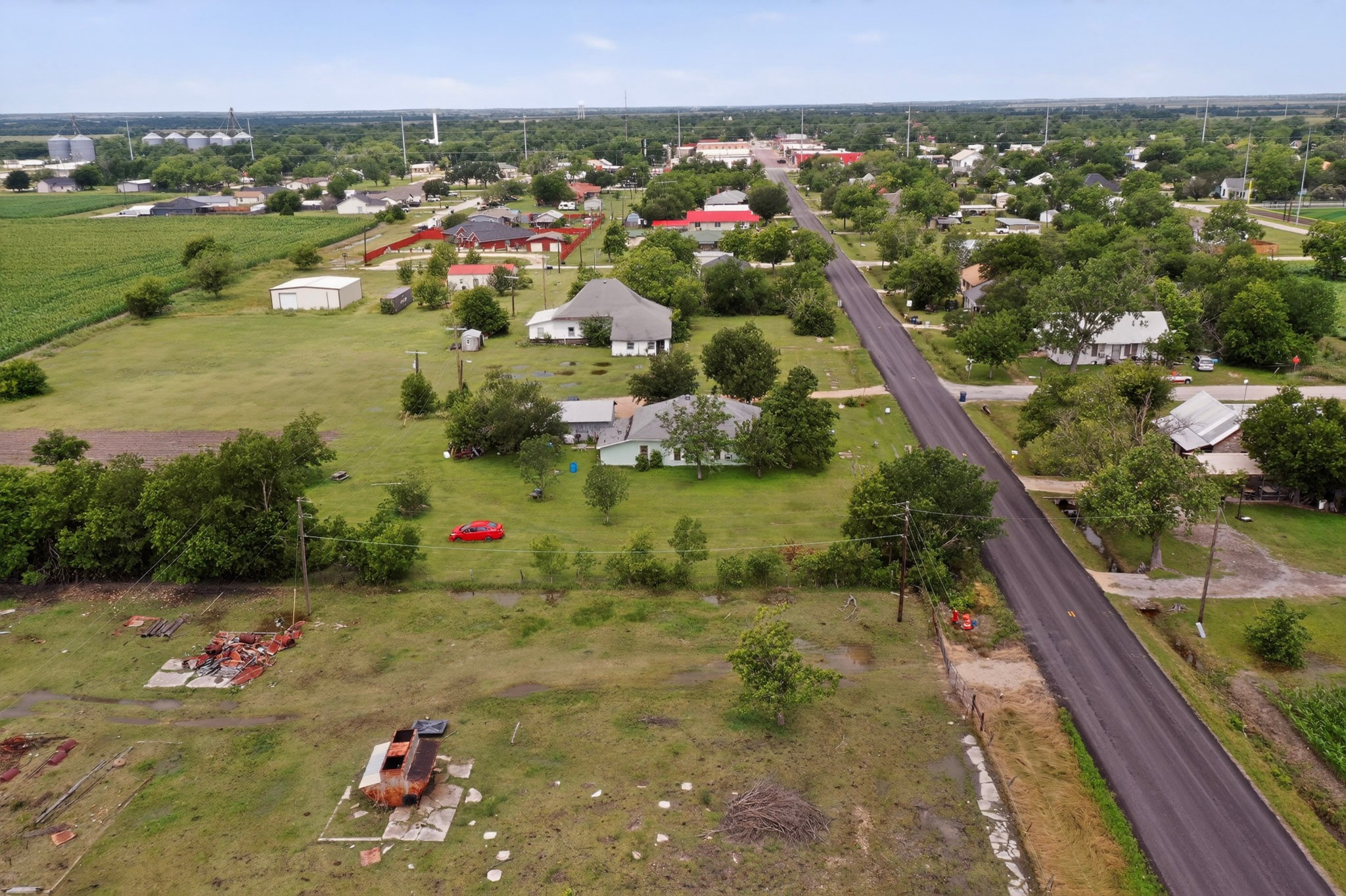 main property photo 6