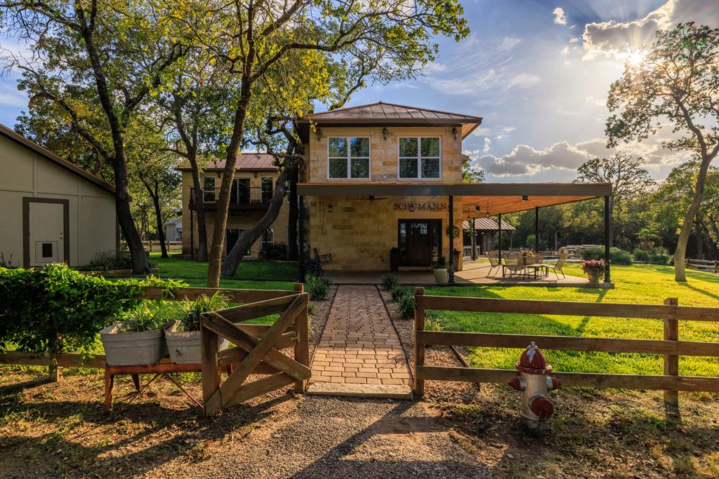 main property photo 29