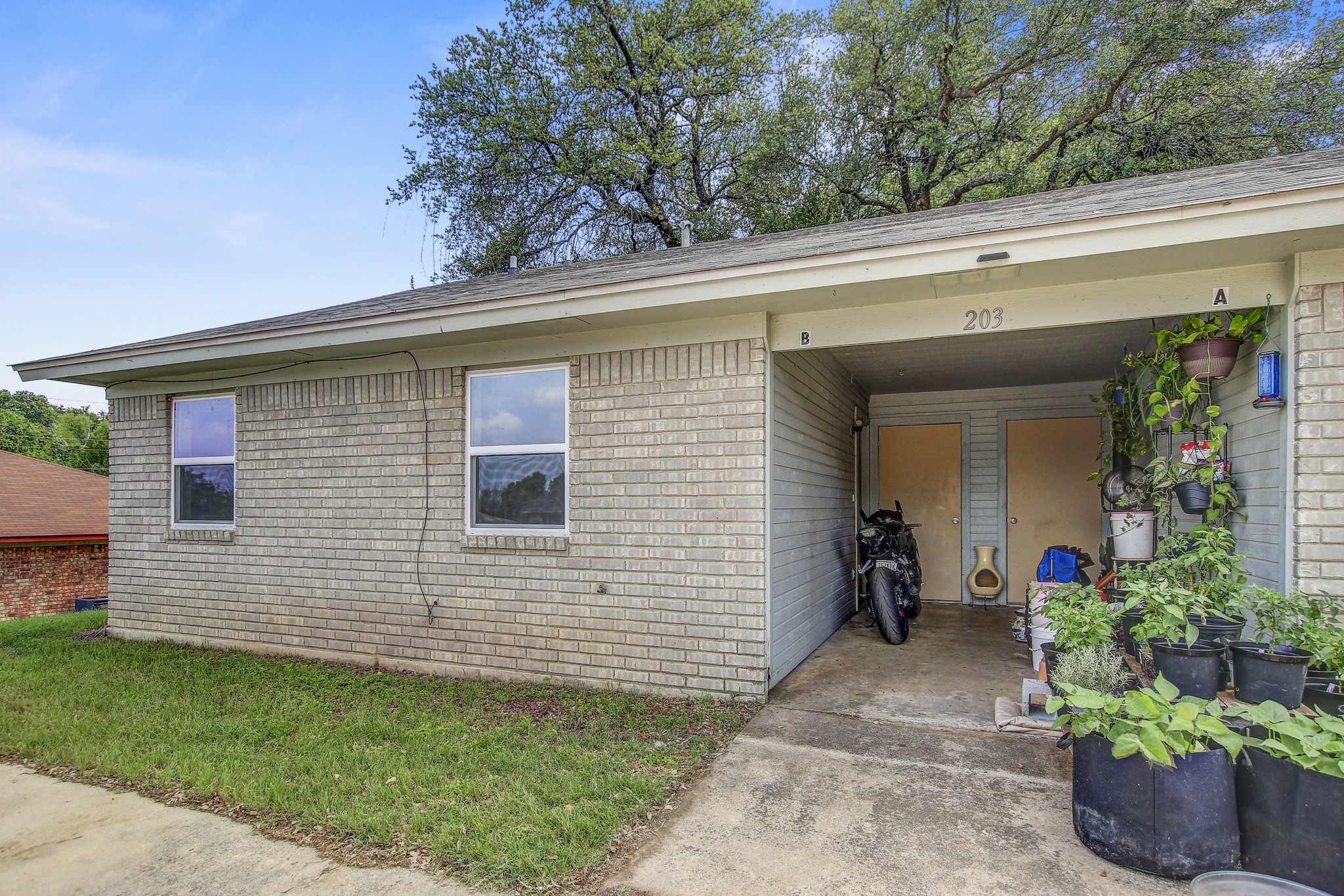 main property photo 39