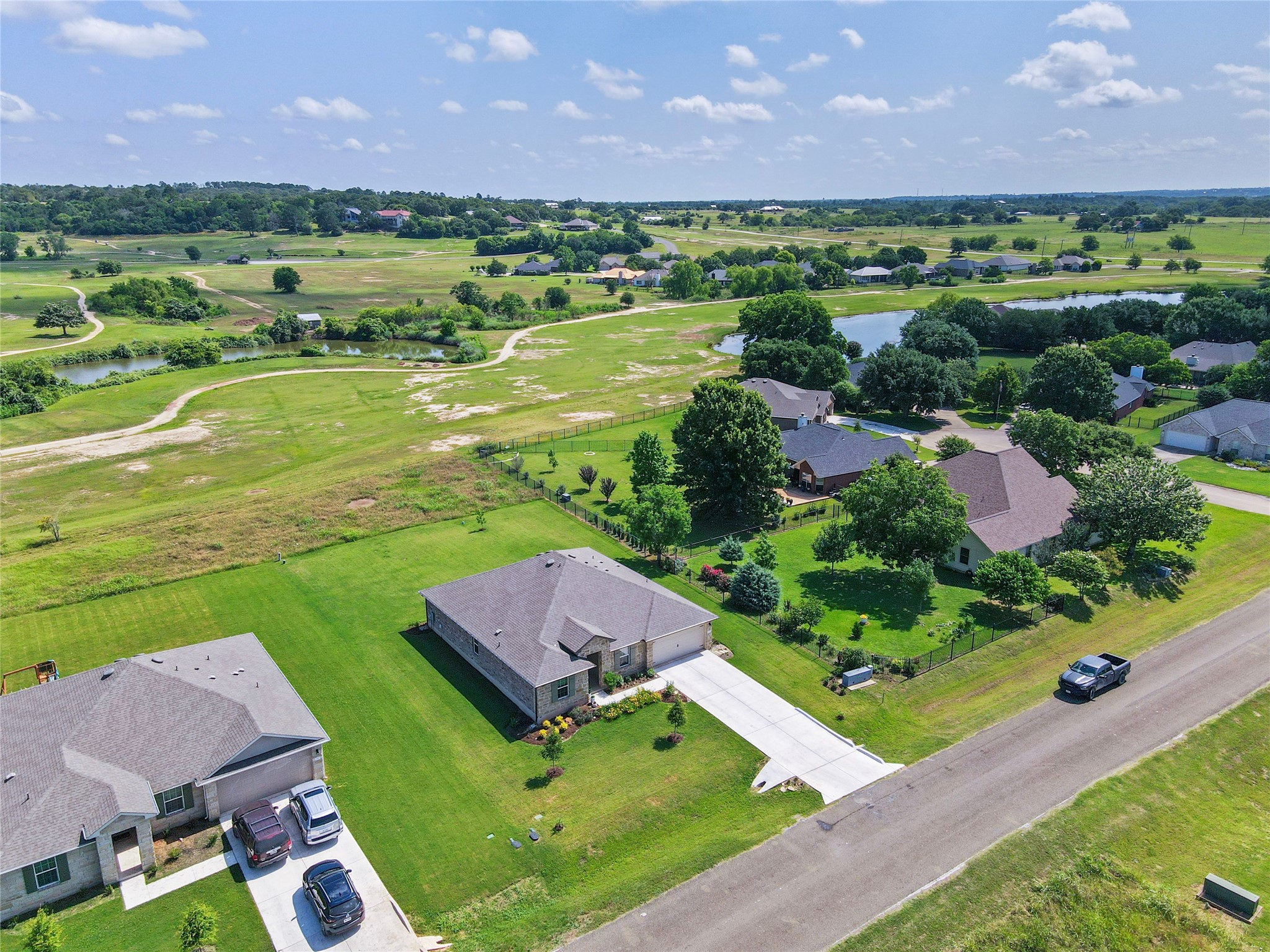 main property photo 22