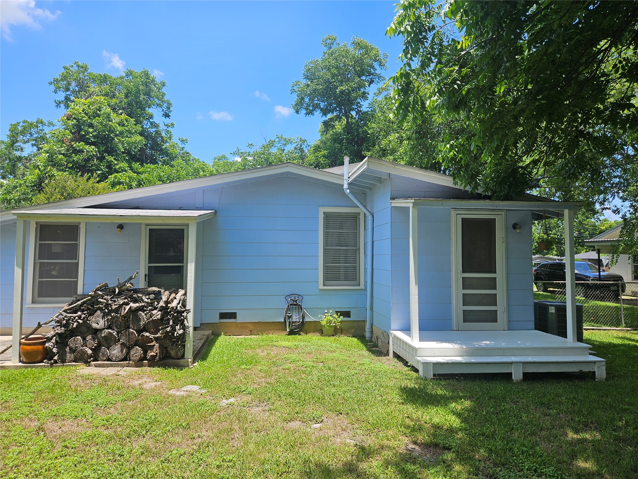 main property photo 21