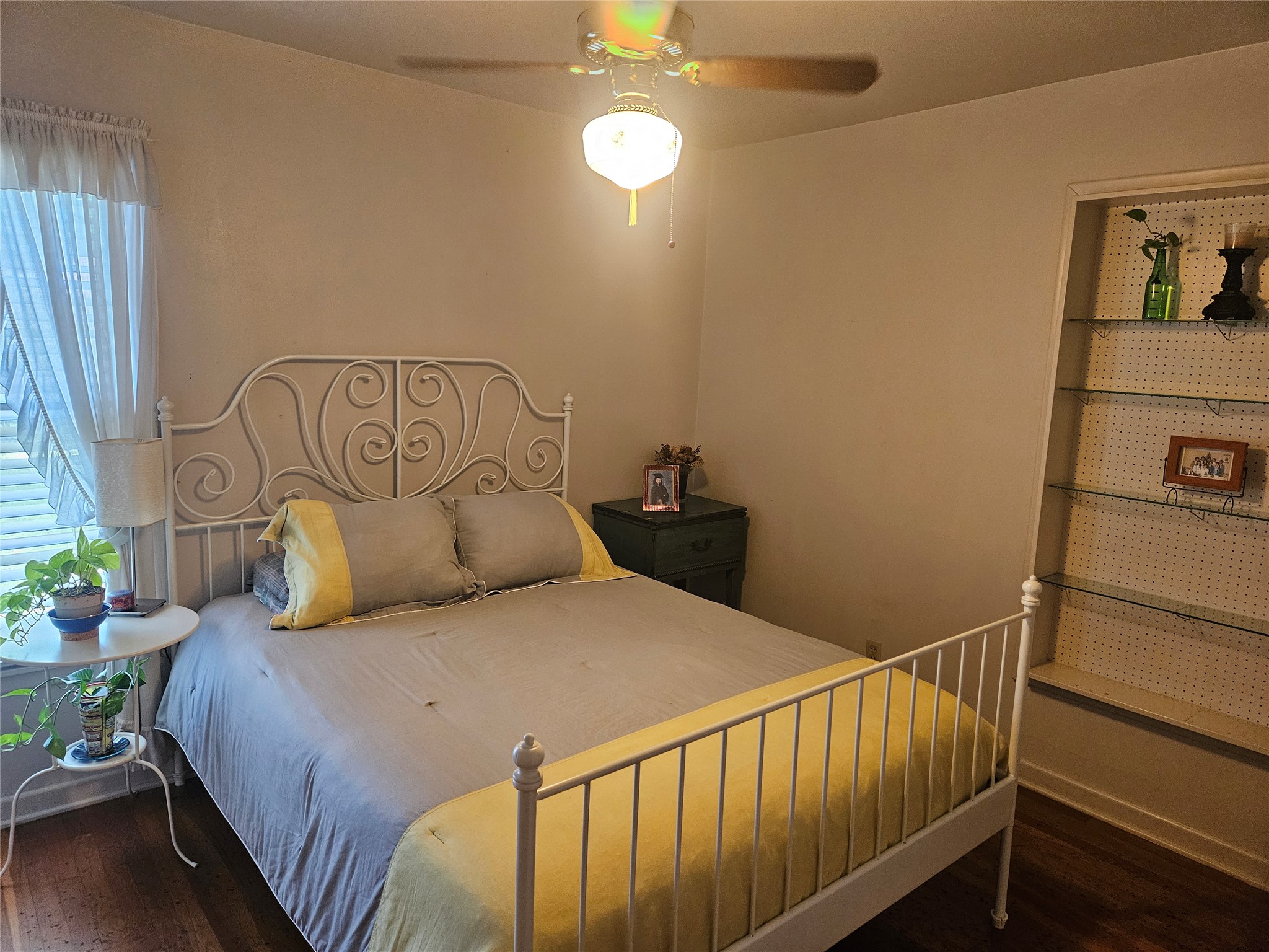 main property photo 27
