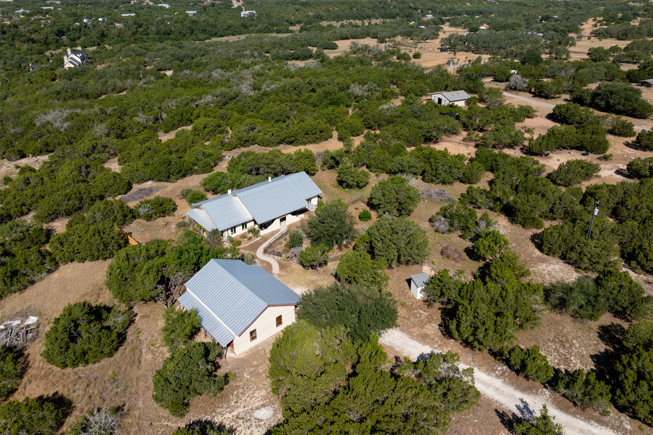 main property photo 34
