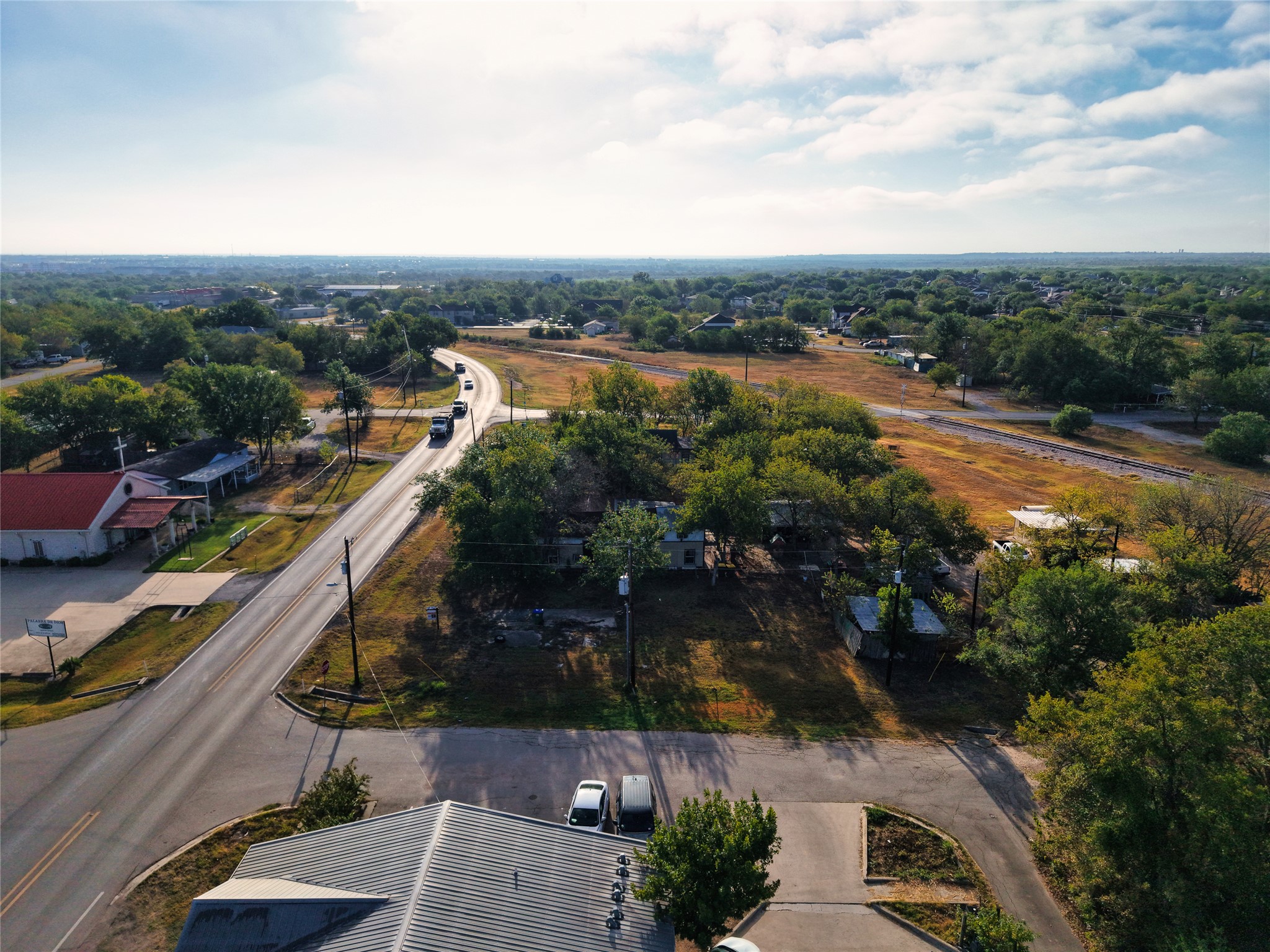 main property photo 15