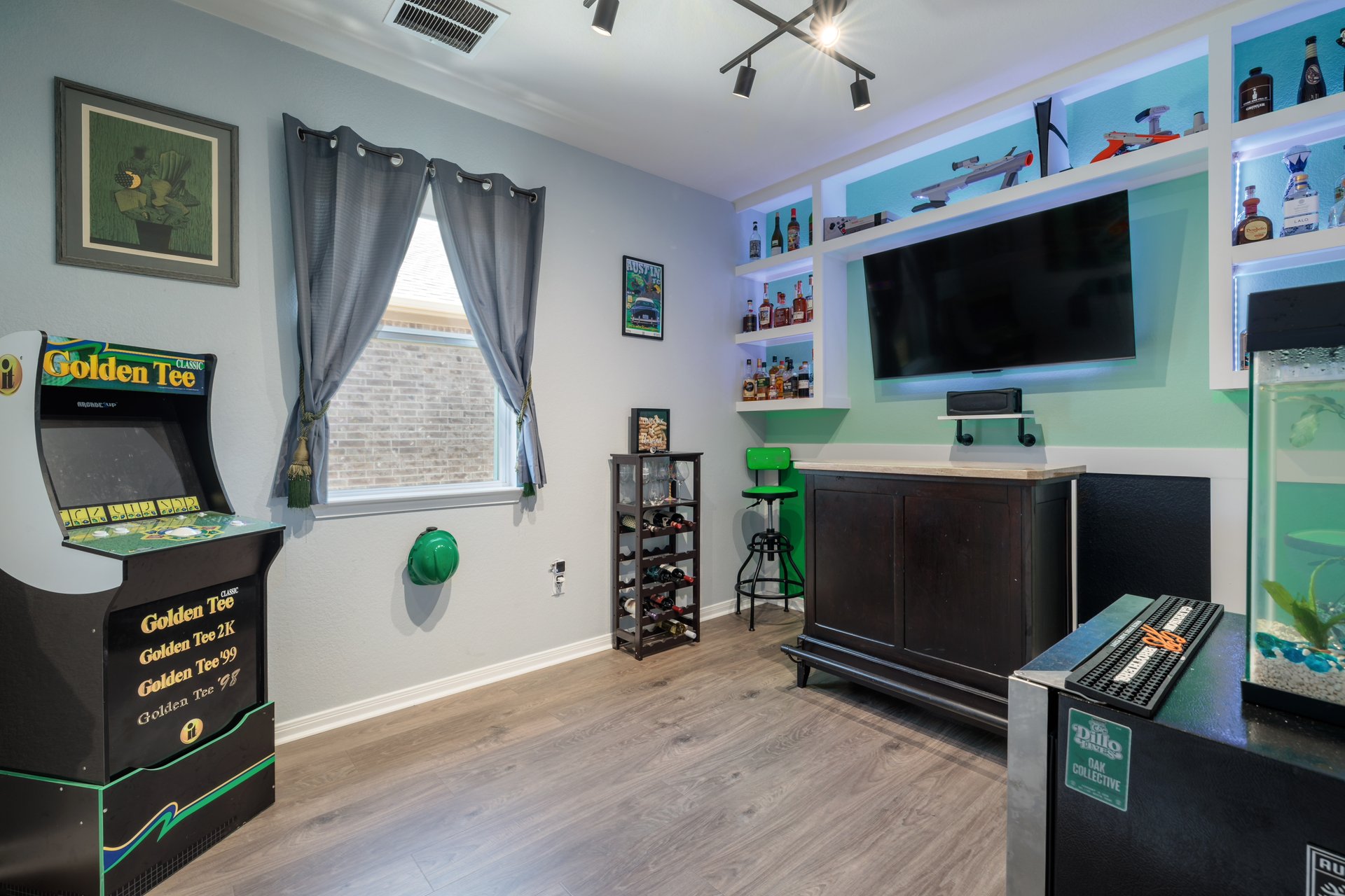 main property photo 17