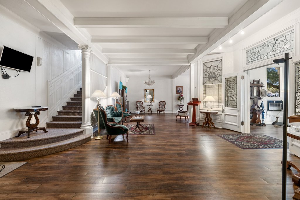main property photo 15