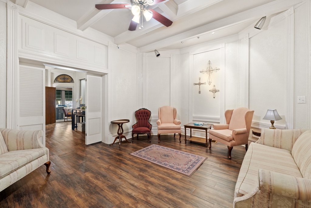 main property photo 25