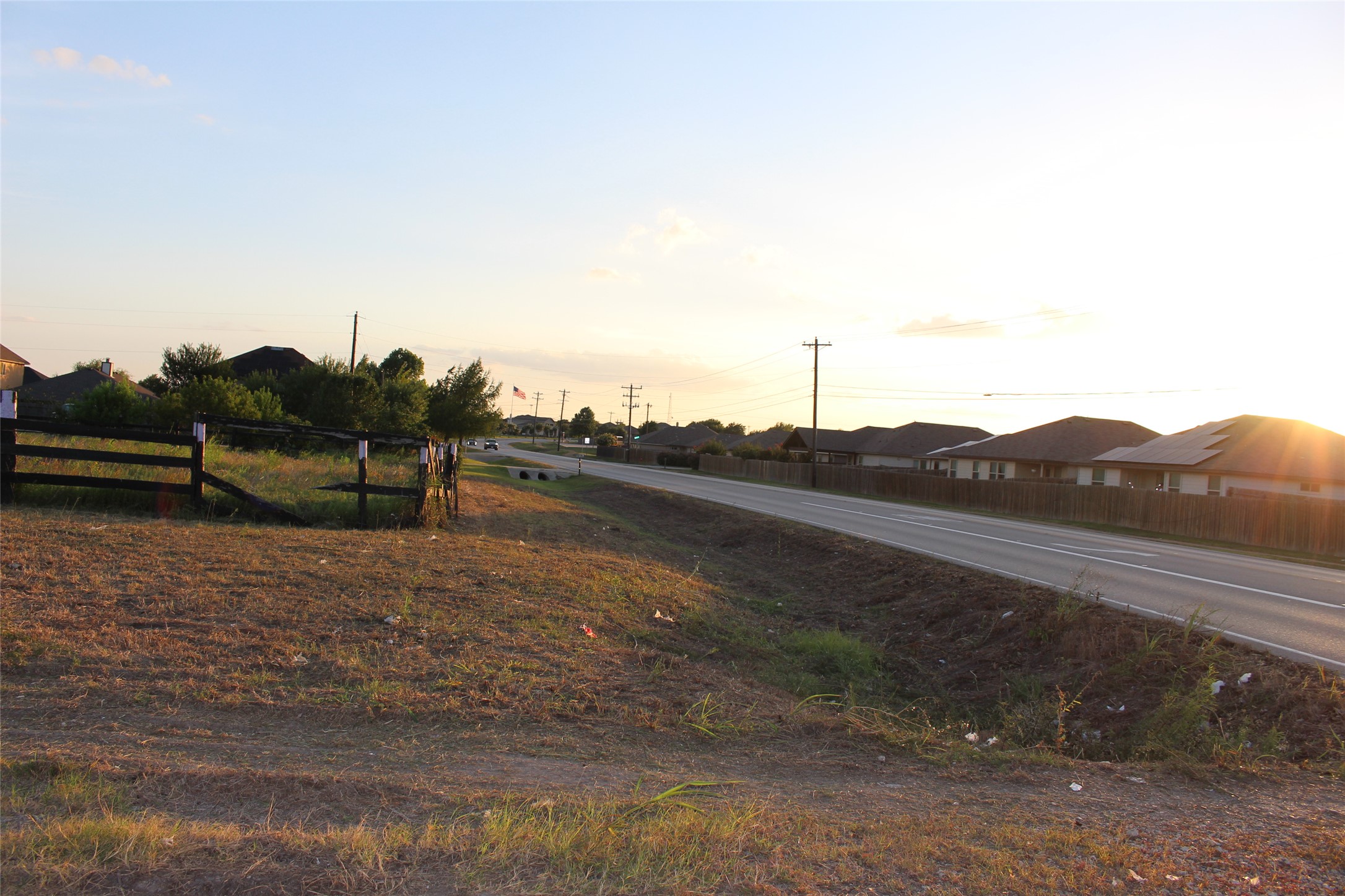 main property photo 10