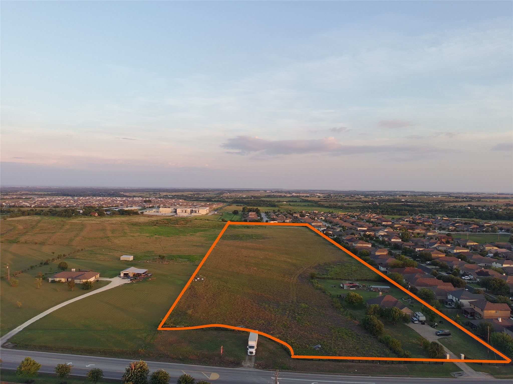main property photo 2