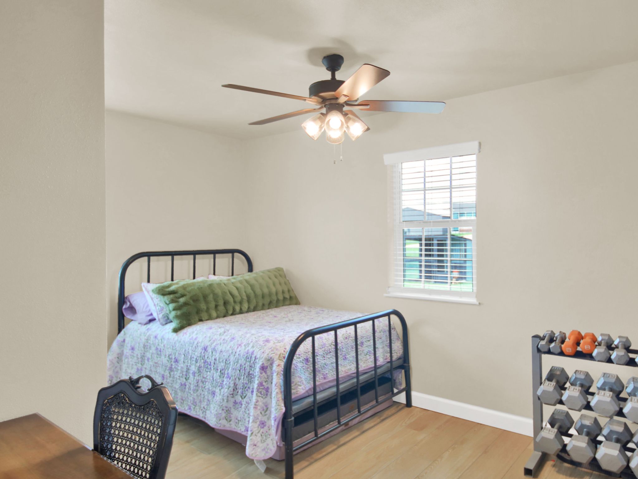 main property photo 21
