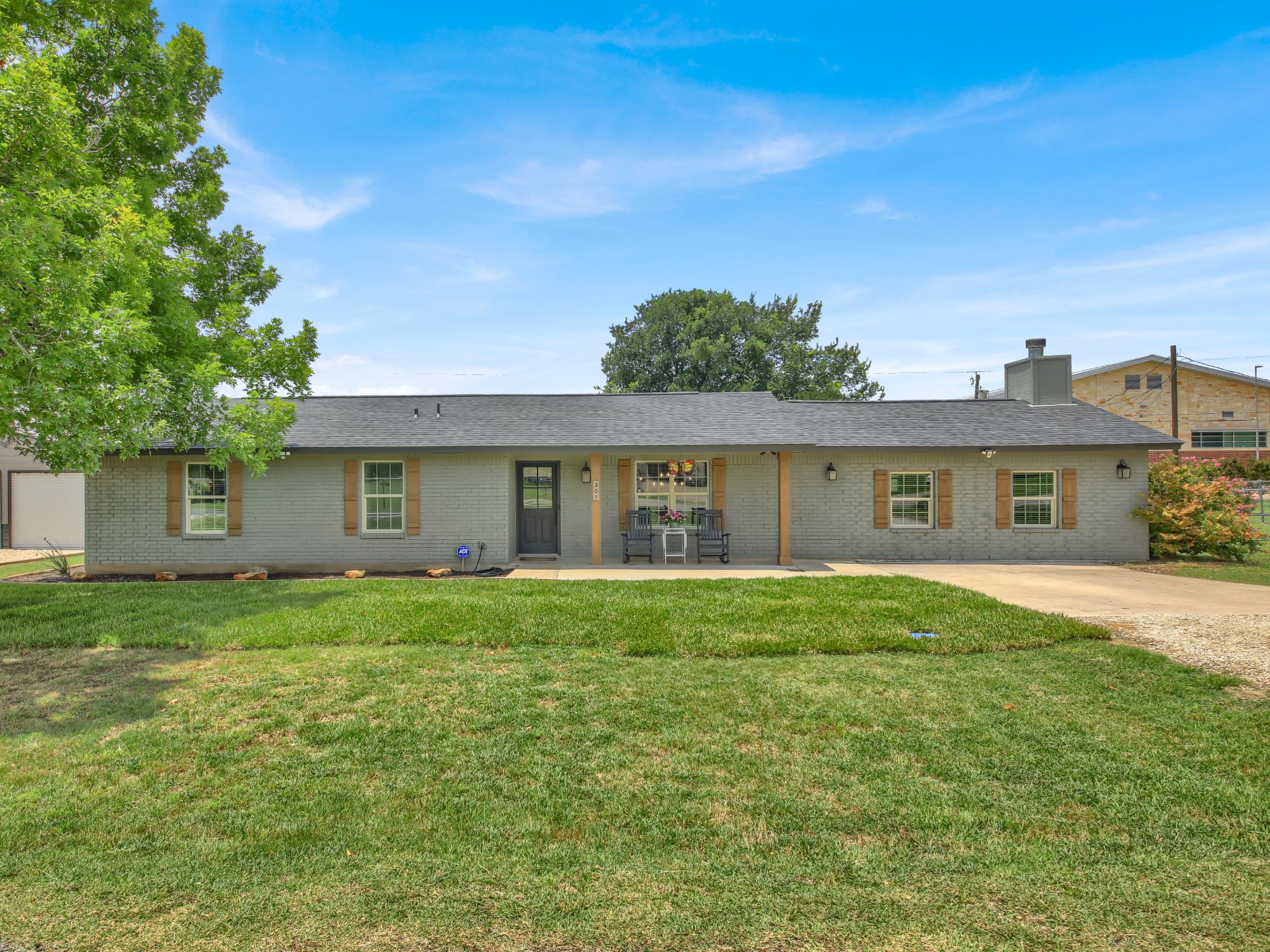 main property photo 35