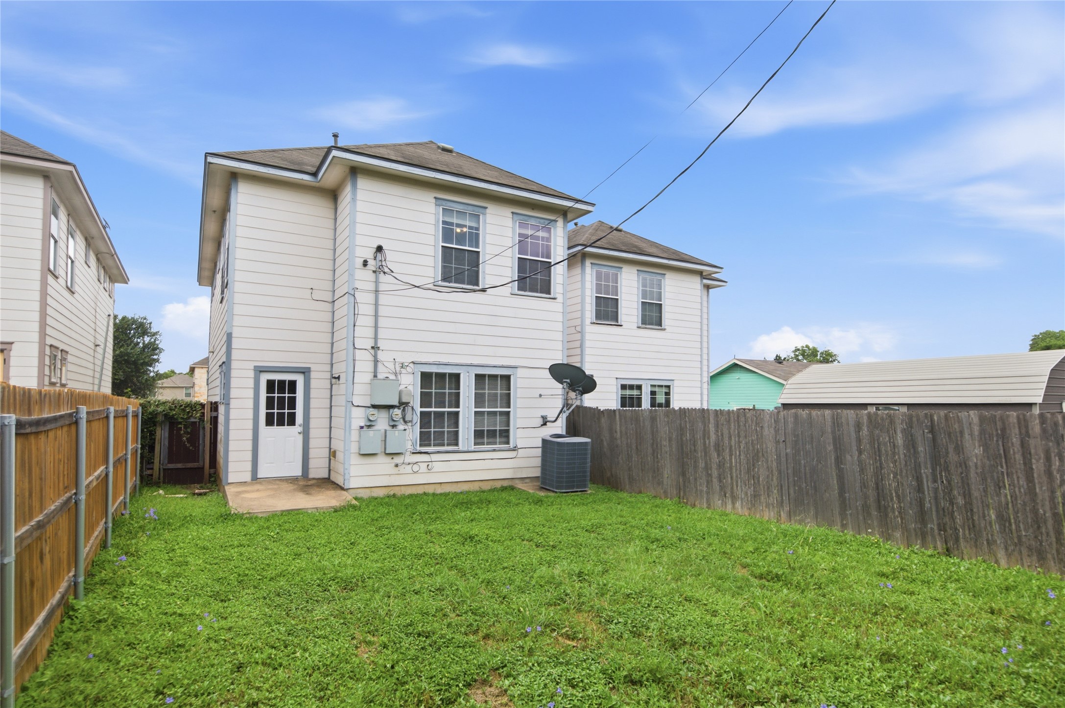 main property photo 29