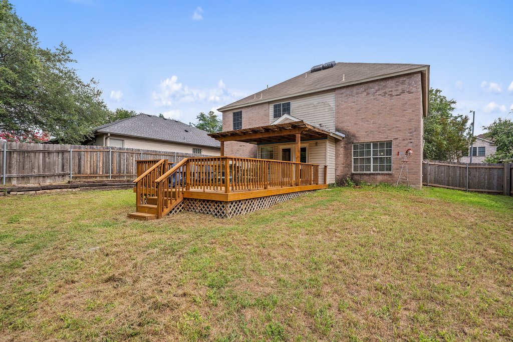 main property photo 24