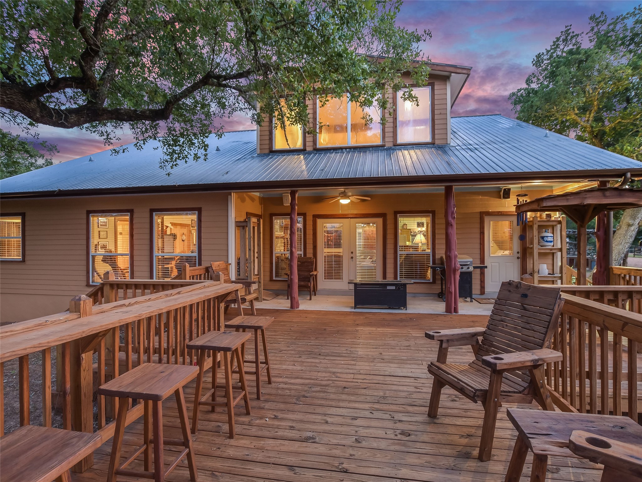 main property photo 17