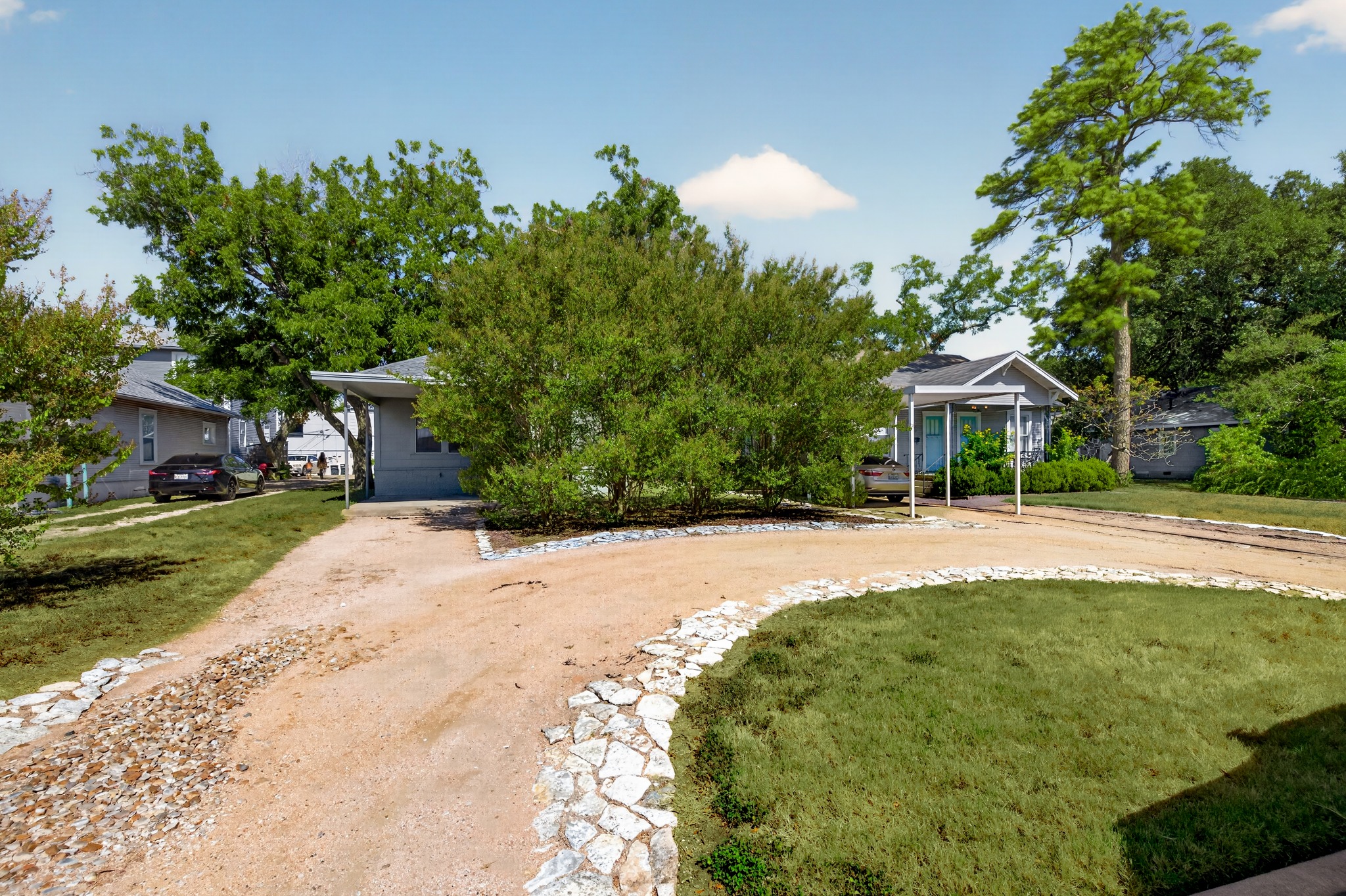 main property photo 24
