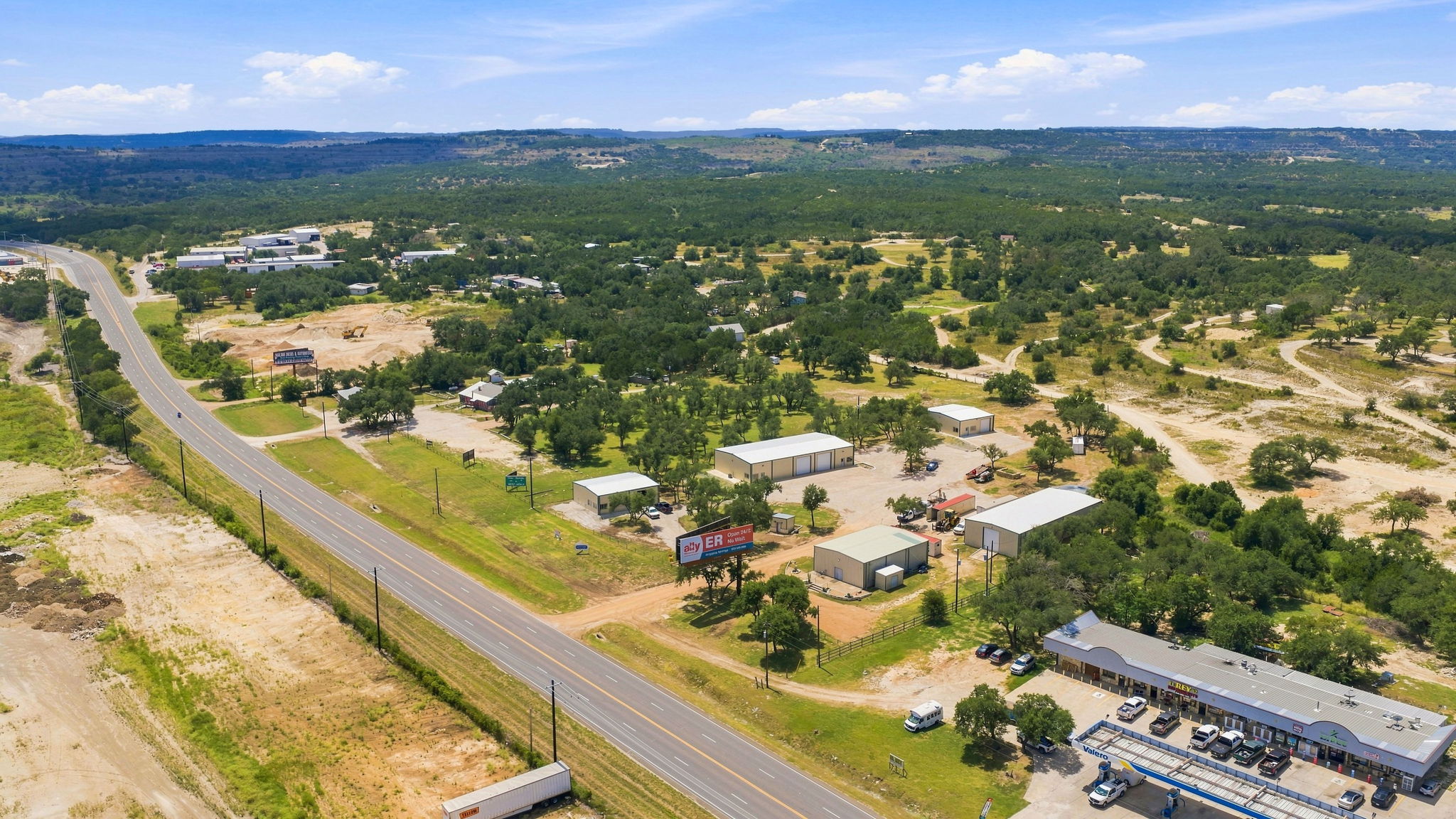 main property photo 4