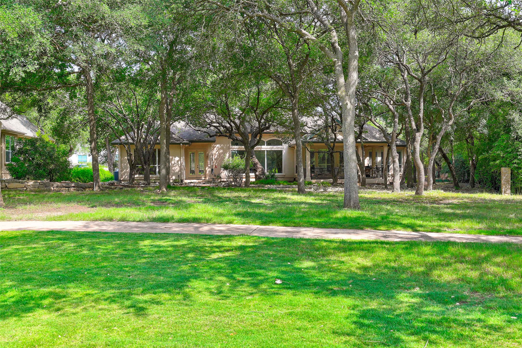 main property photo 36