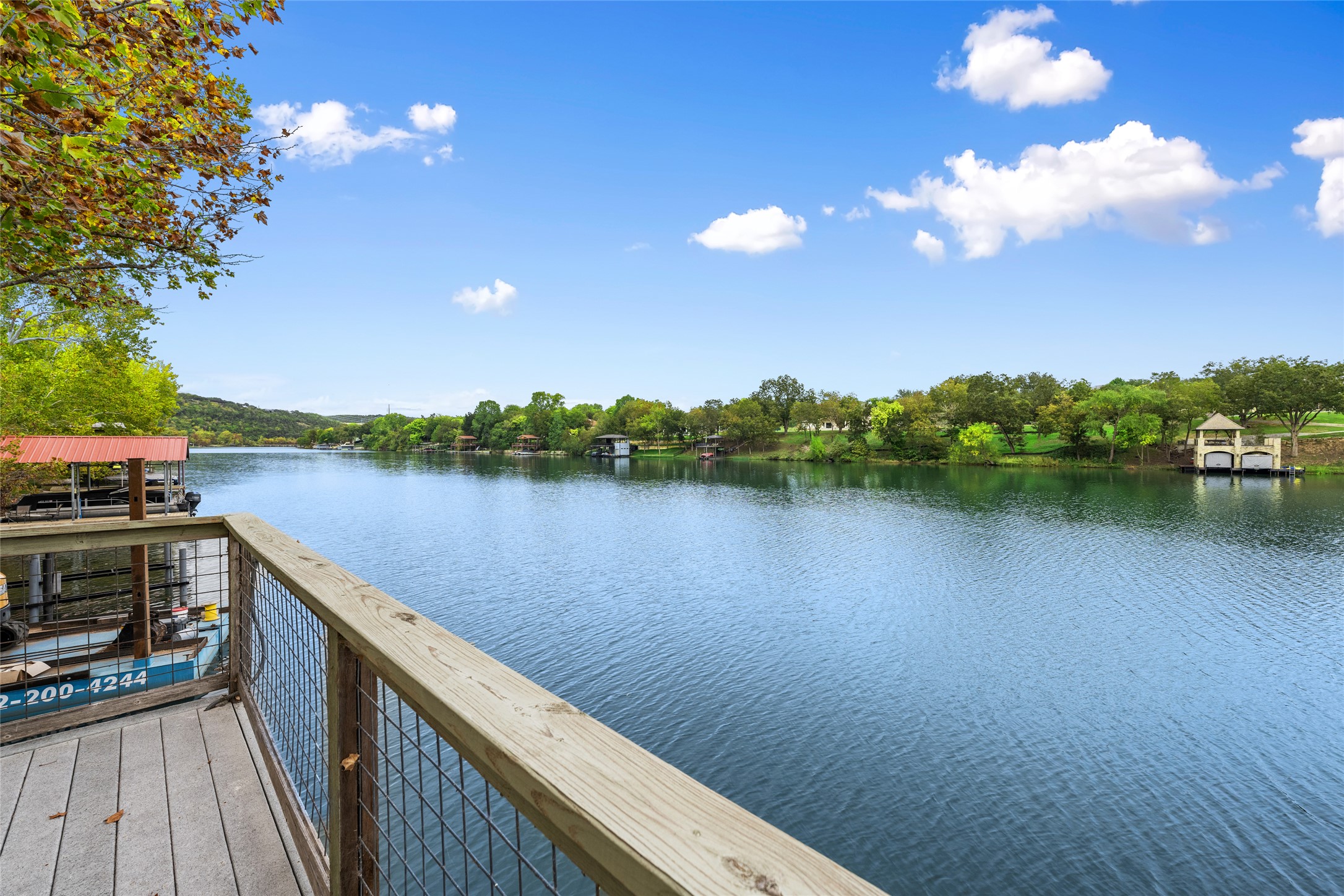 main property photo 30