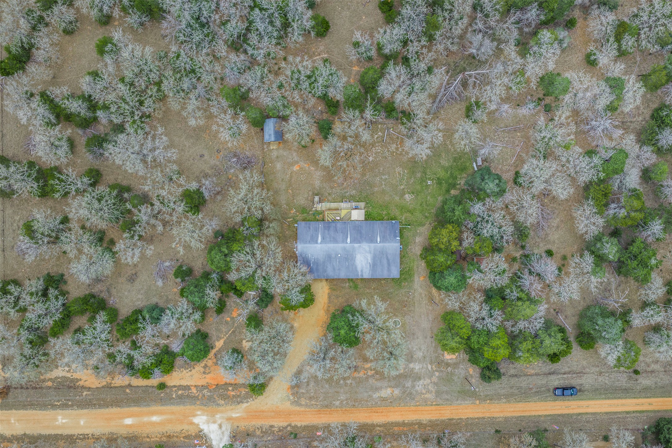 main property photo 25