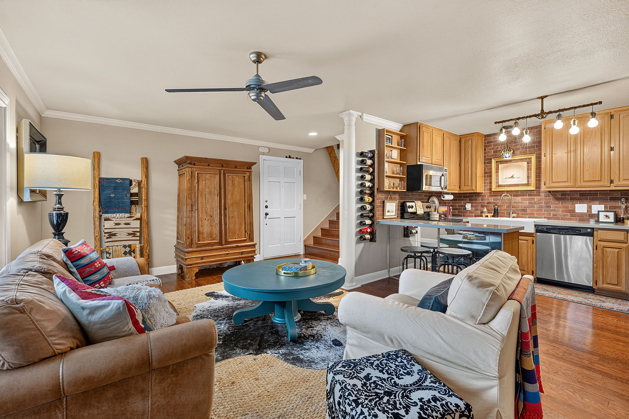 main property photo 3