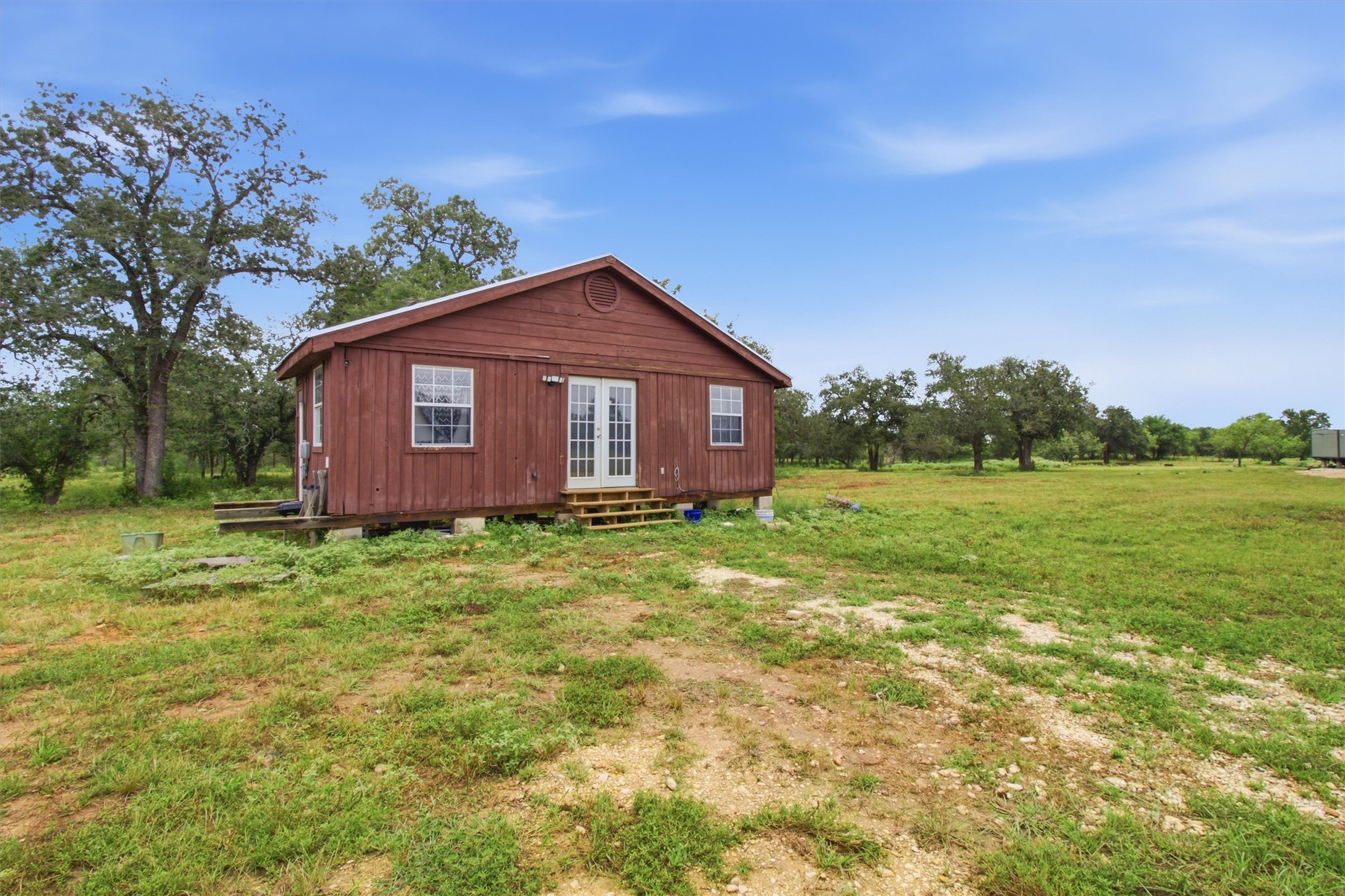 main property photo 8