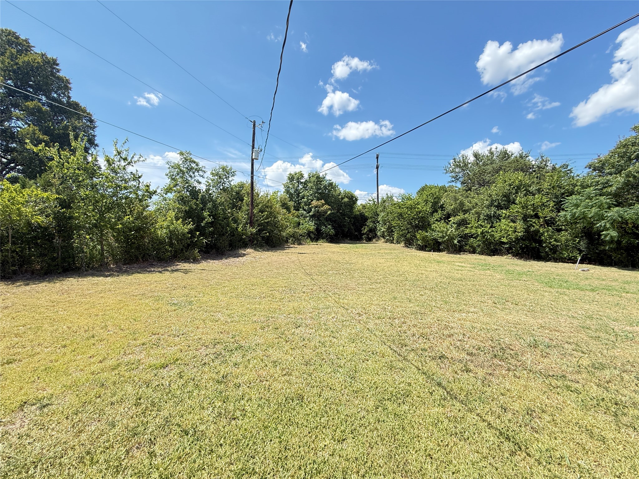 main property photo 32