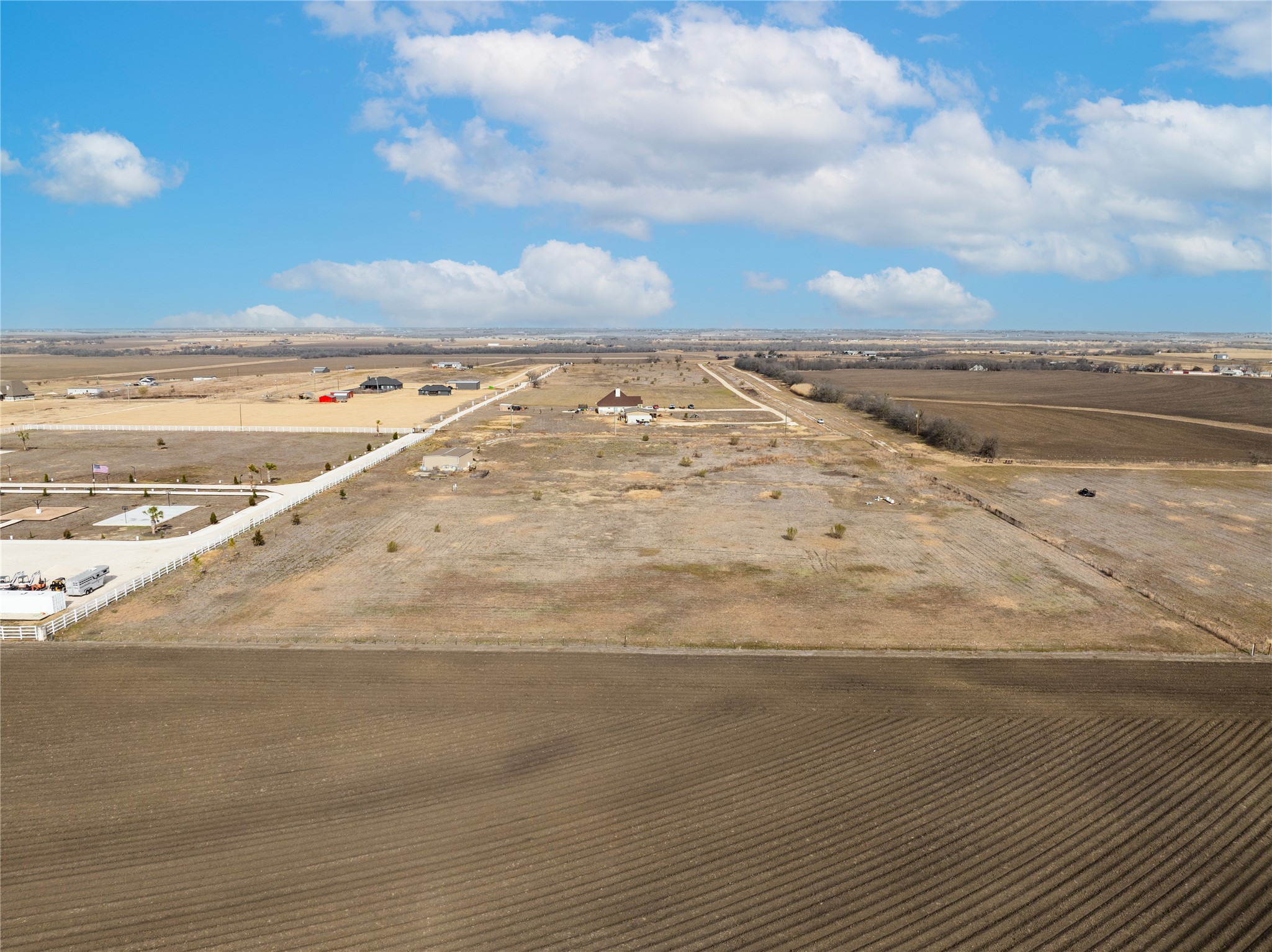 main property photo 17