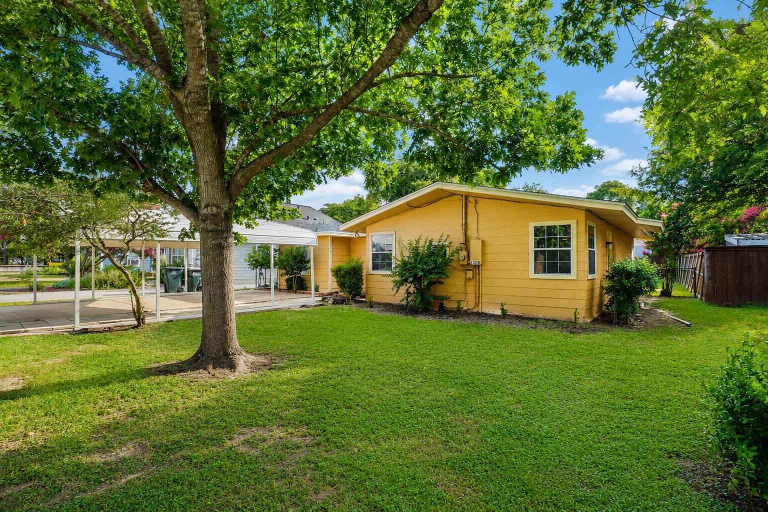 main property photo 34