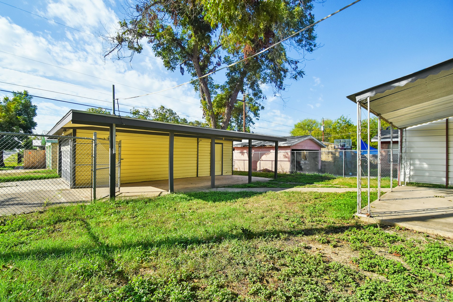 main property photo 24