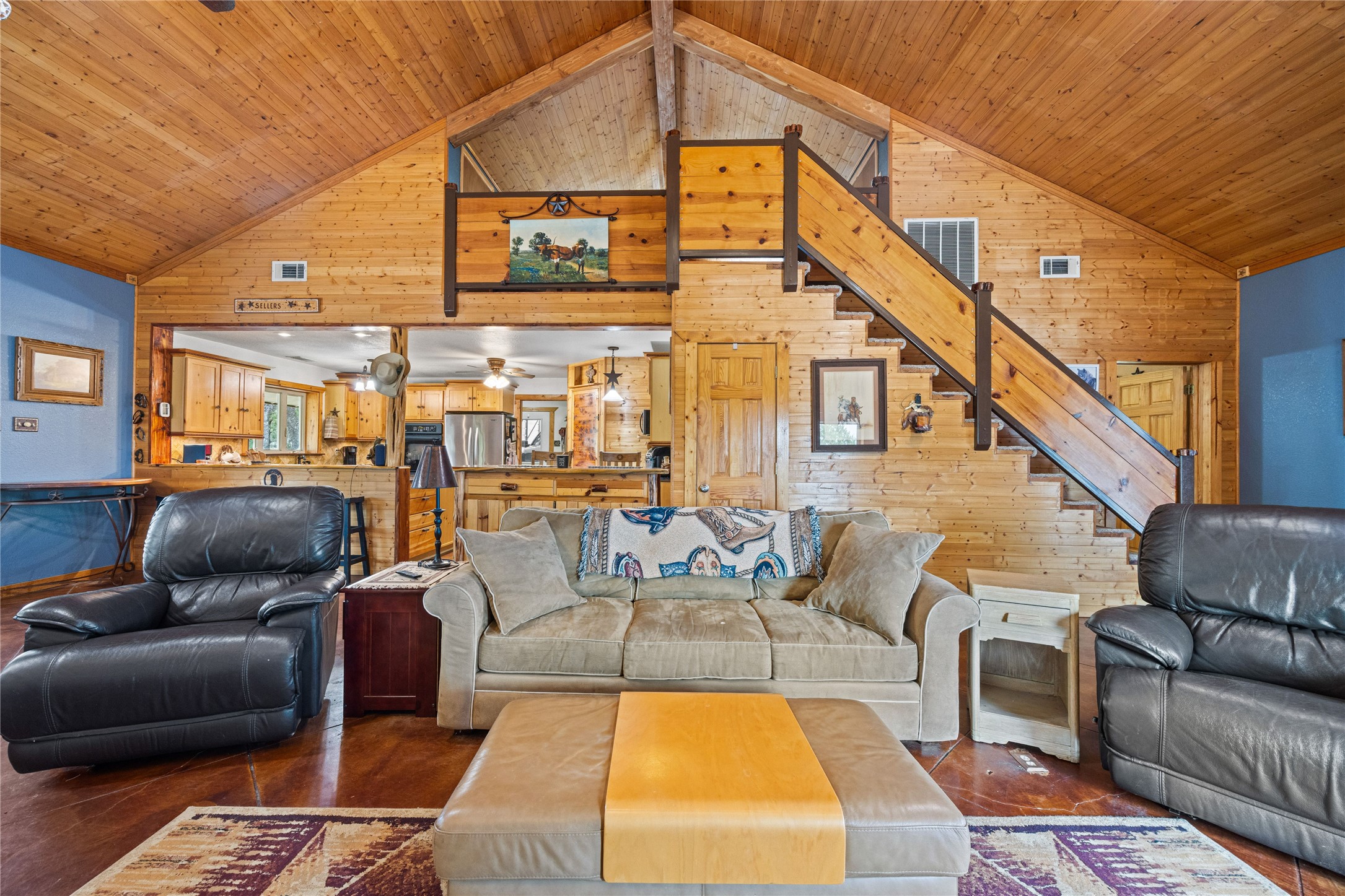 main property photo 22