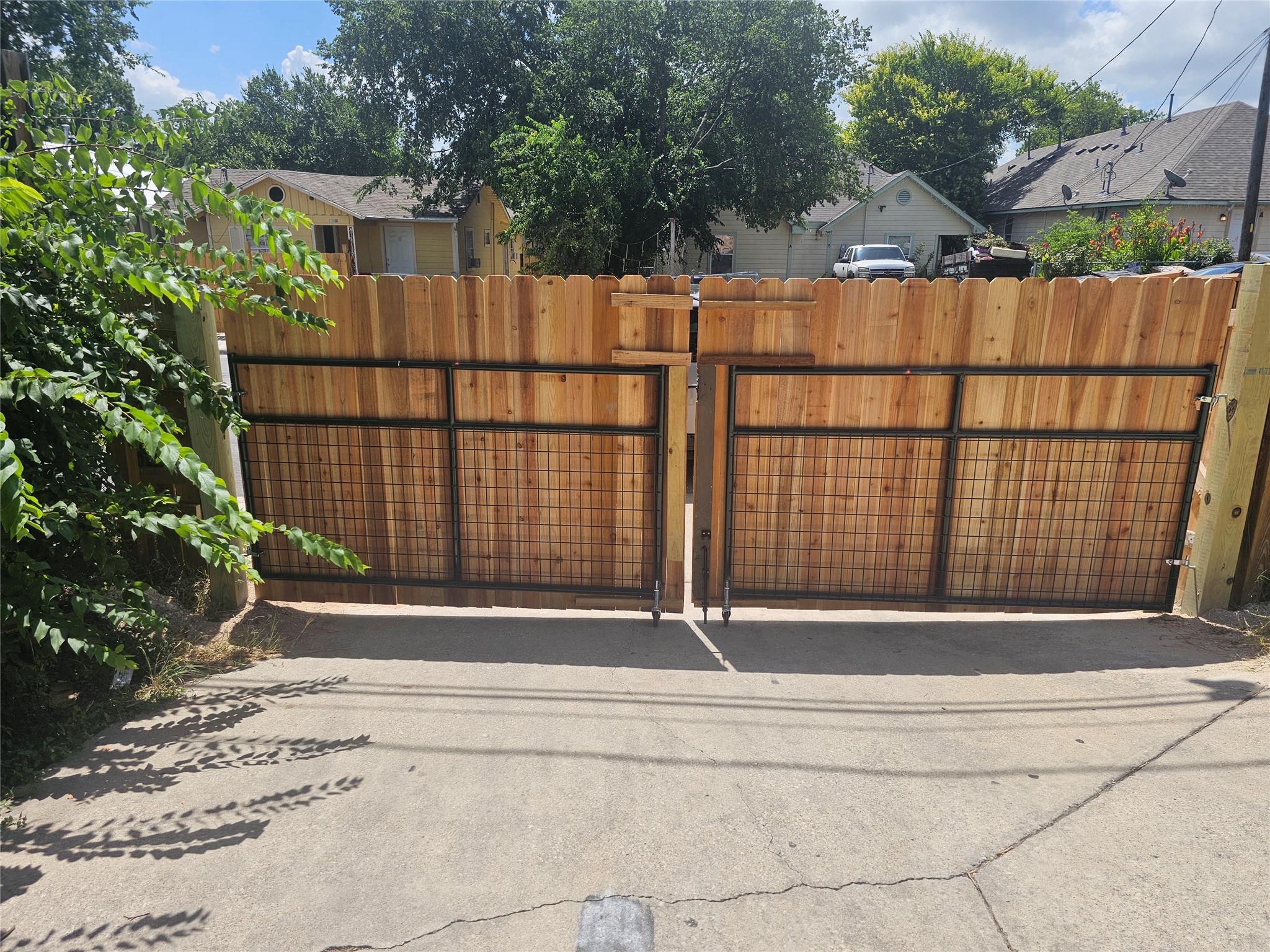 main property photo 26