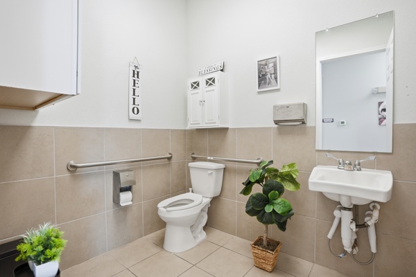 main property photo 14