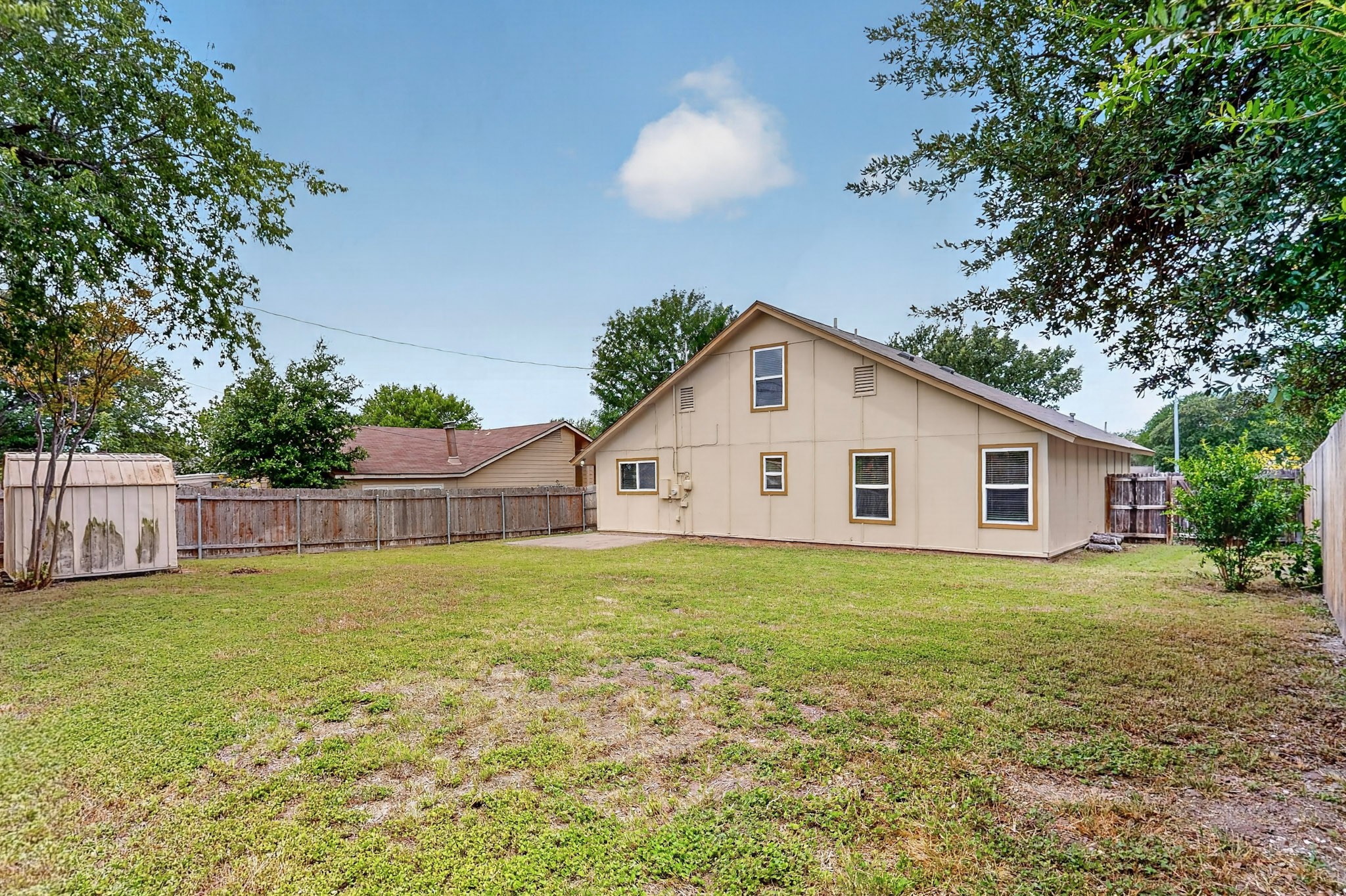 main property photo 36