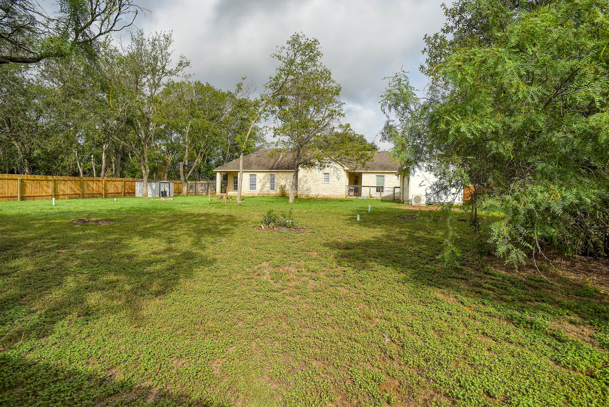 main property photo 6