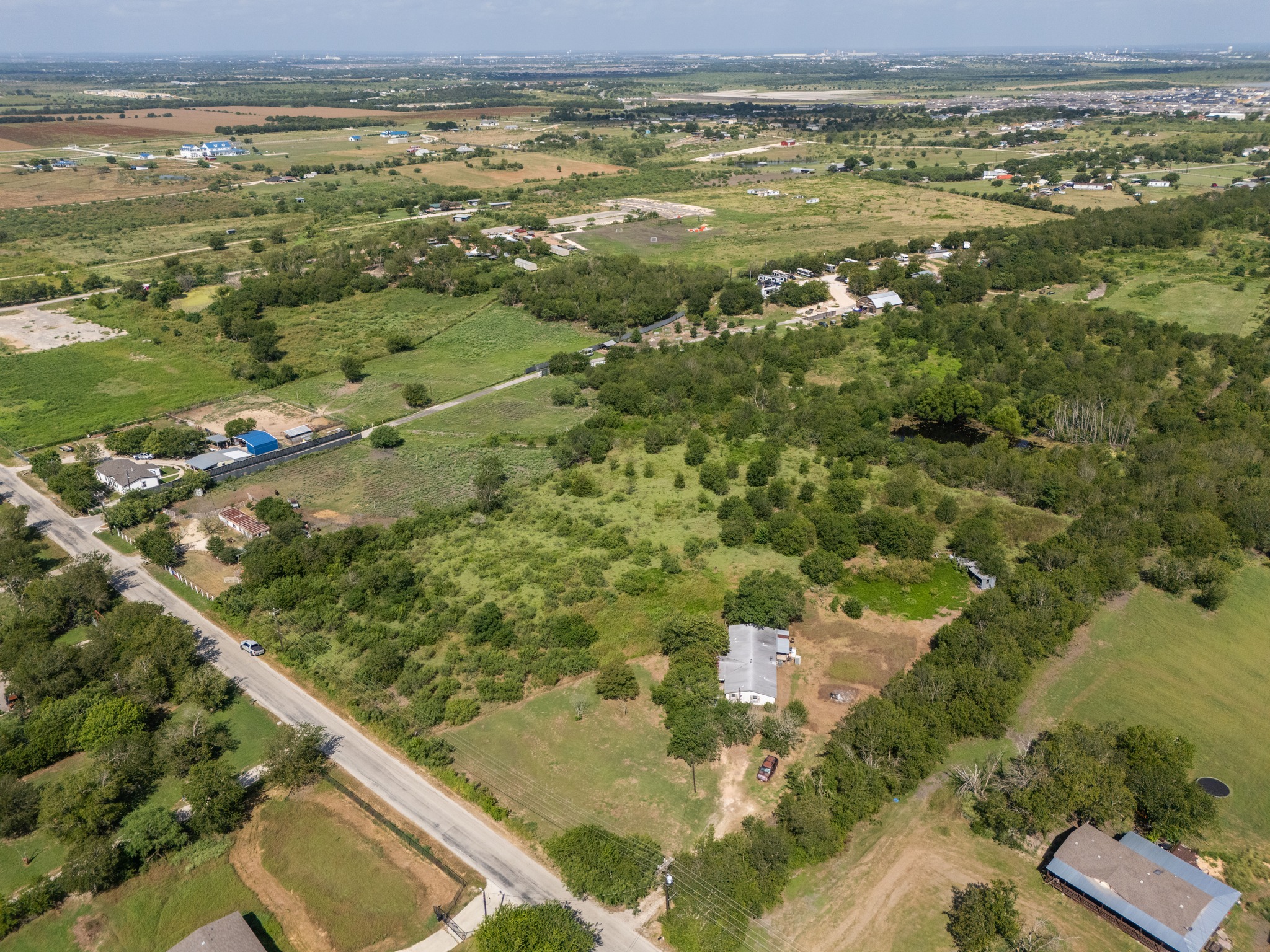 main property photo 36