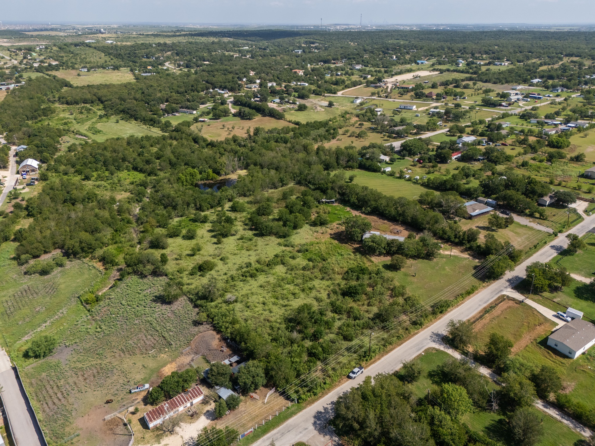 main property photo 37