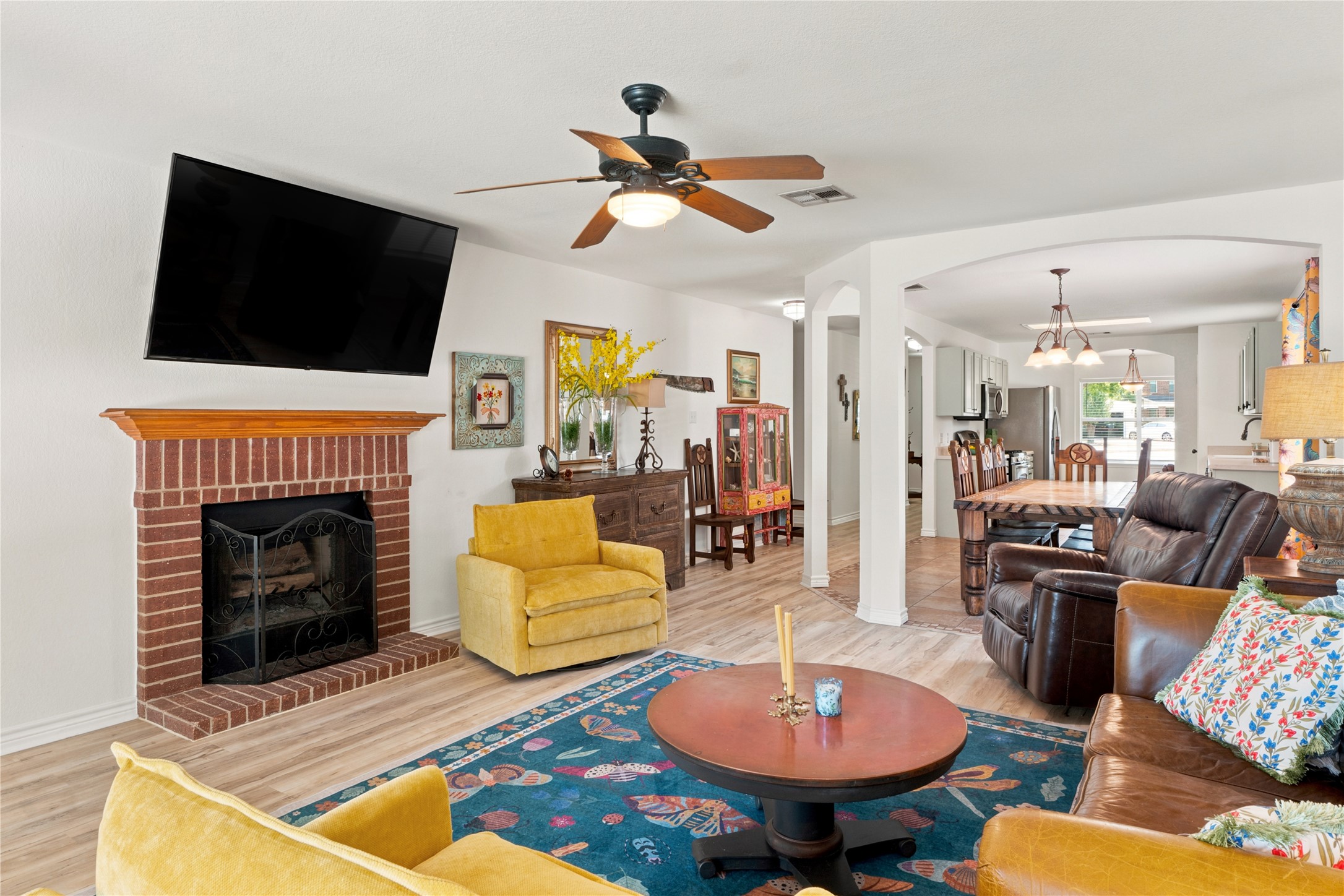 main property photo 8