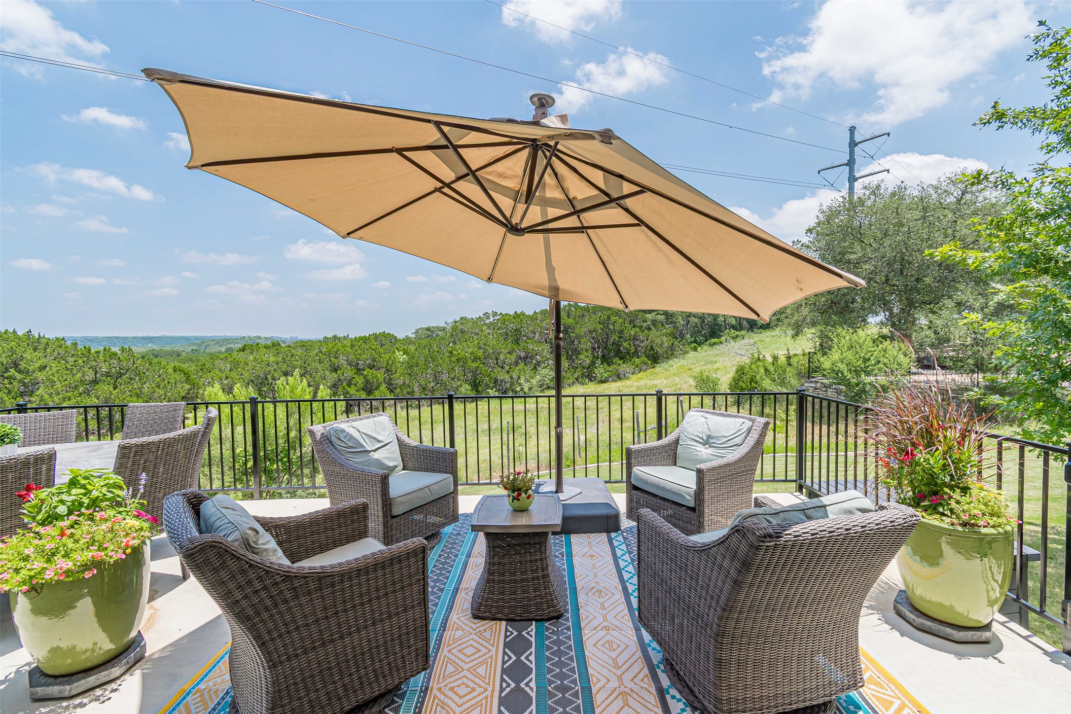 main property photo 34