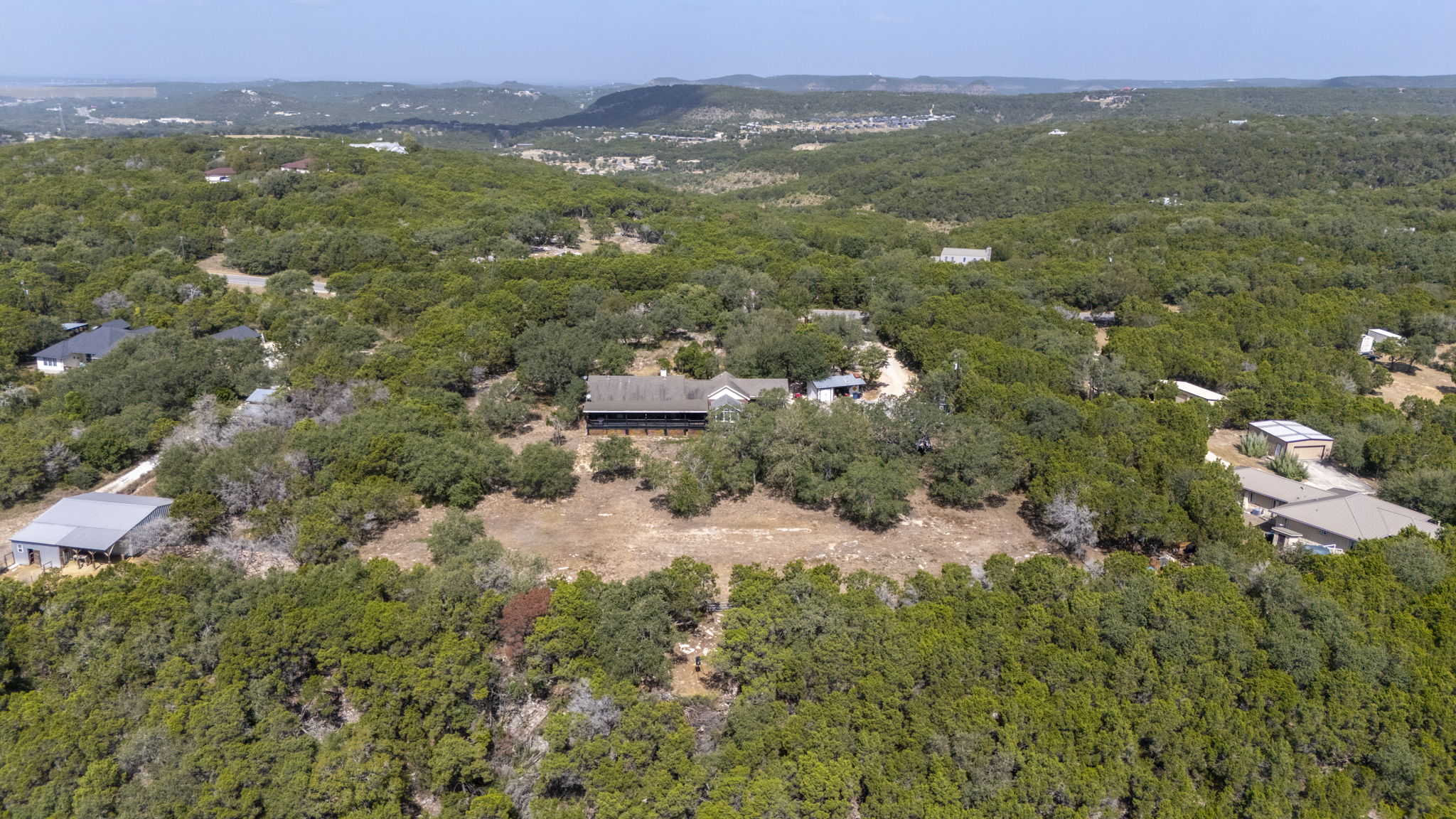 main property photo 33